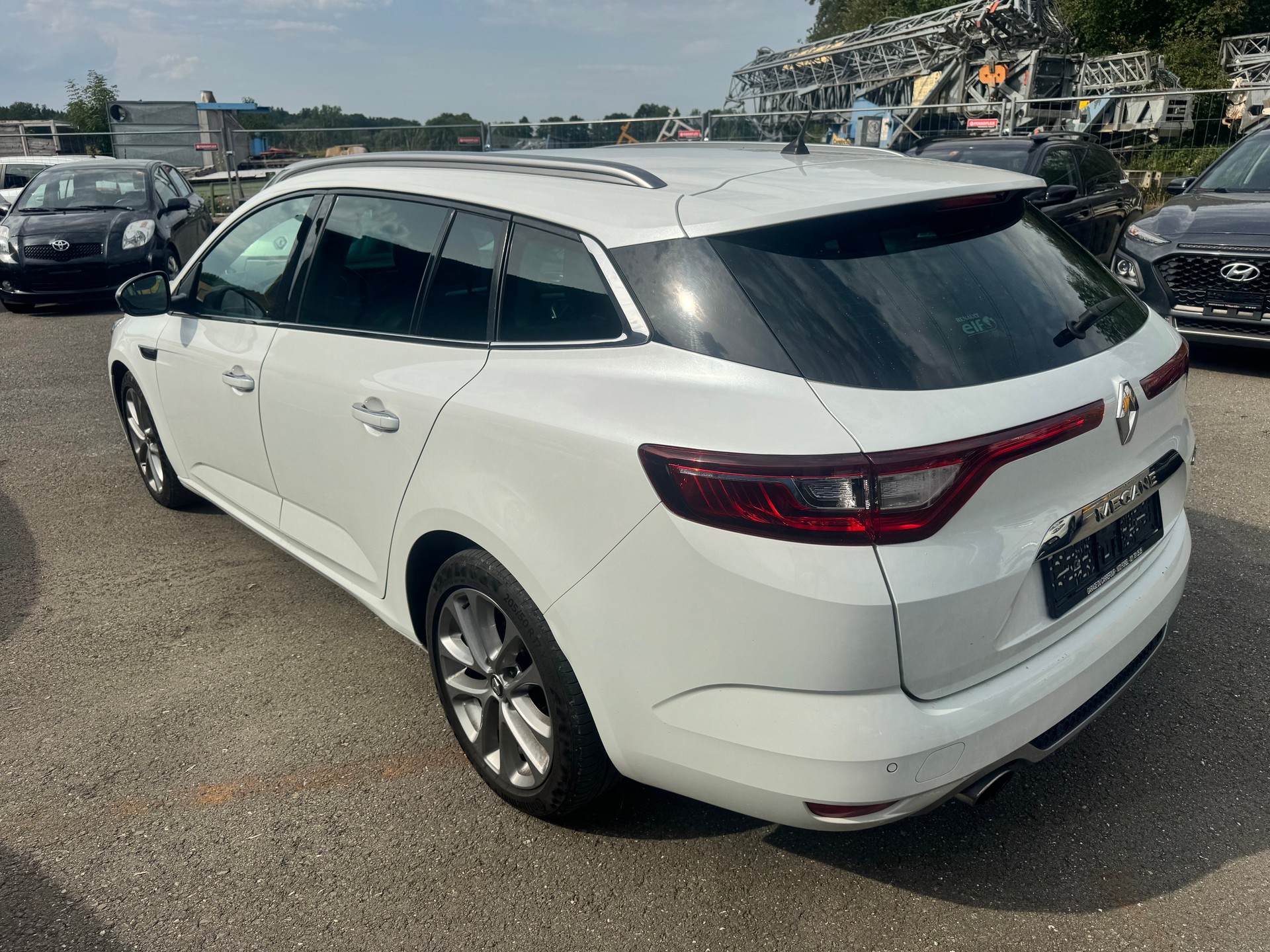 RENAULT Mégane Grandtour 1.2 16V Turbo GT Line EDC-image-2