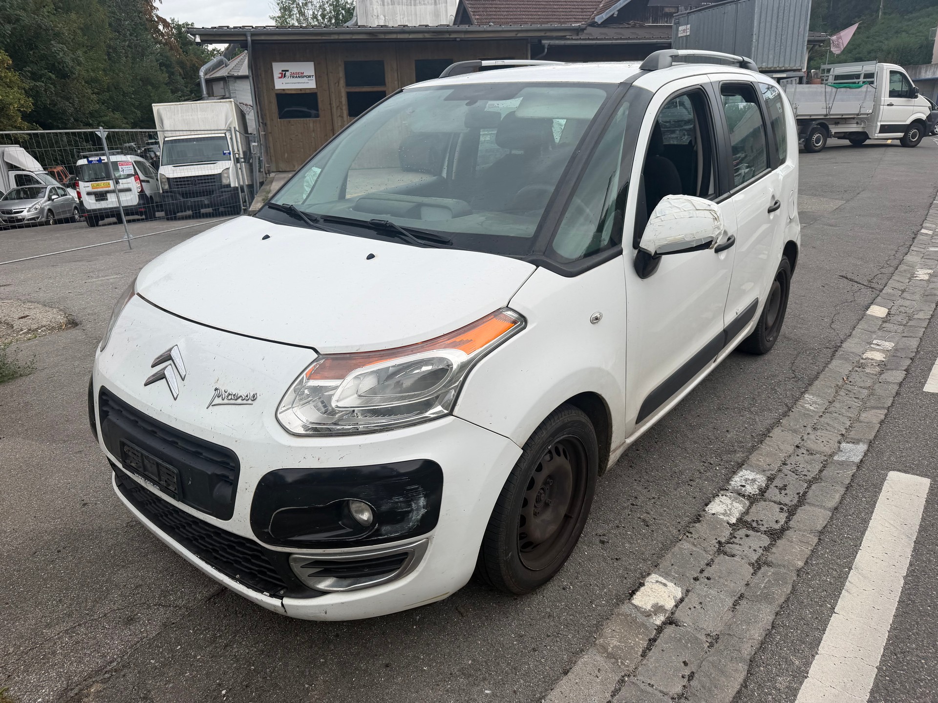 CITROEN C3 Picasso 1.6 HDi Chic-image-3
