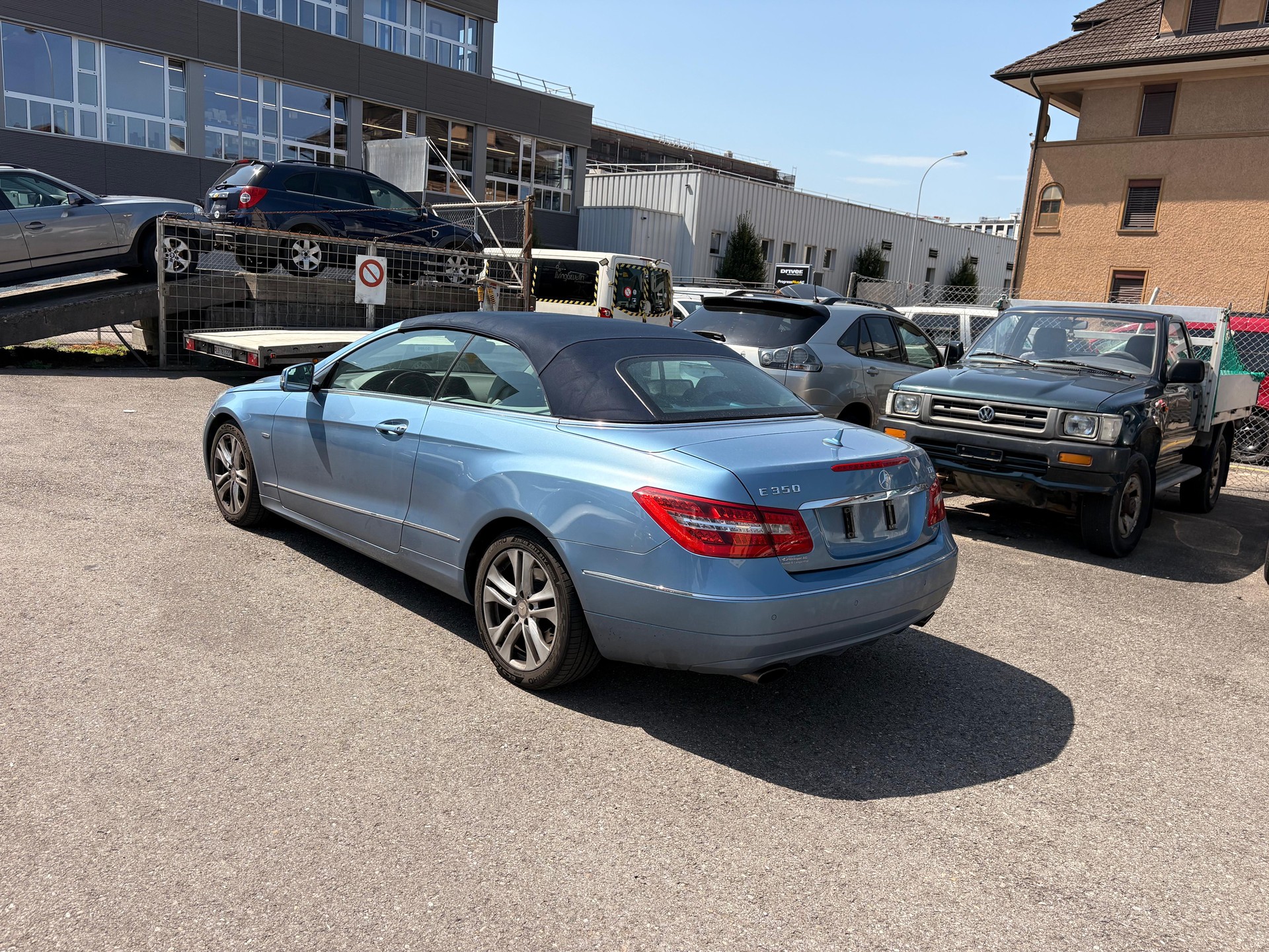 MERCEDES-BENZ E 350 CGI BlueEfficiency 7G-Tronic-image-3
