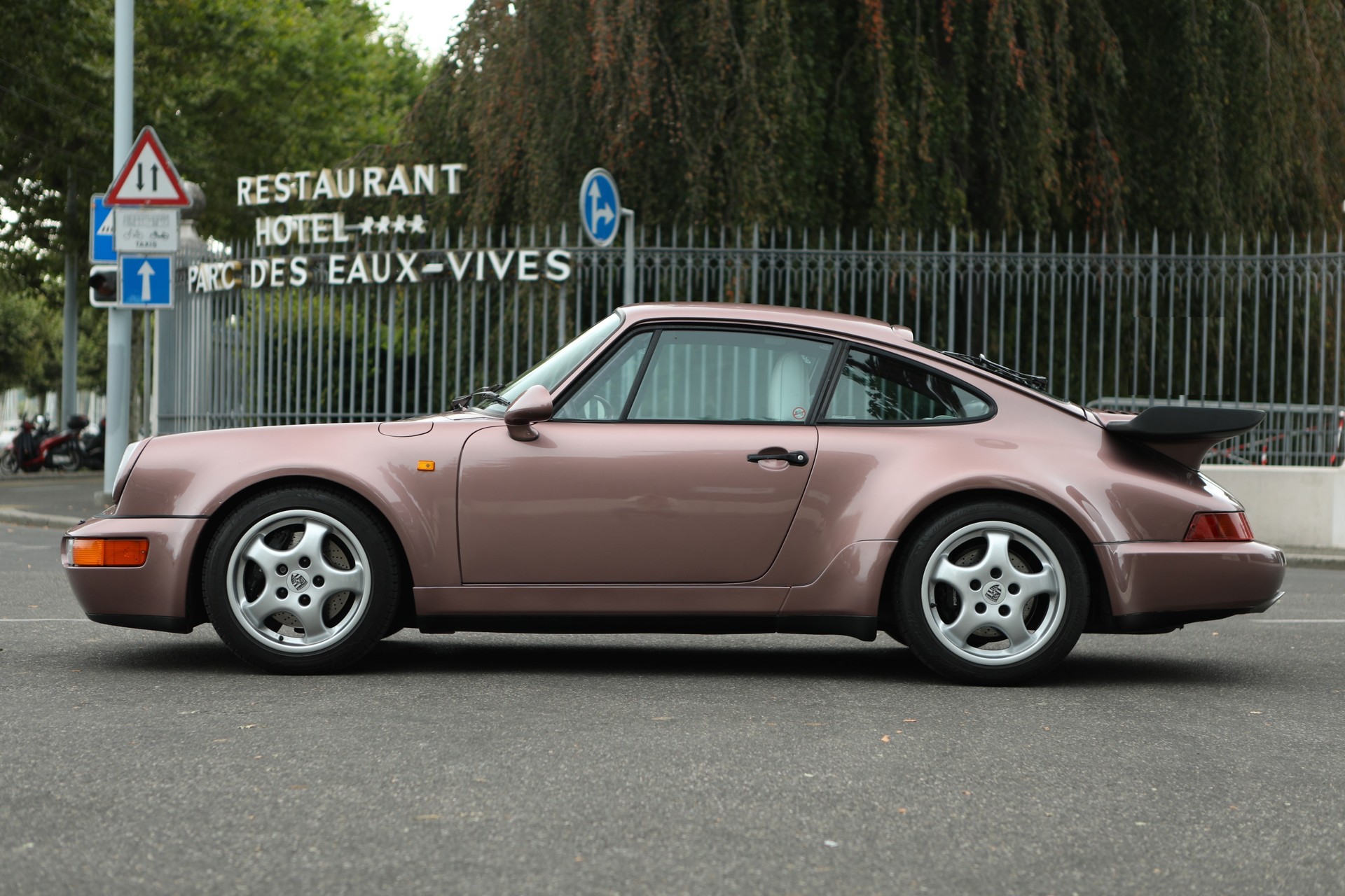 PORSCHE 911 Turbo II 3.3 ( 964 )-image-15