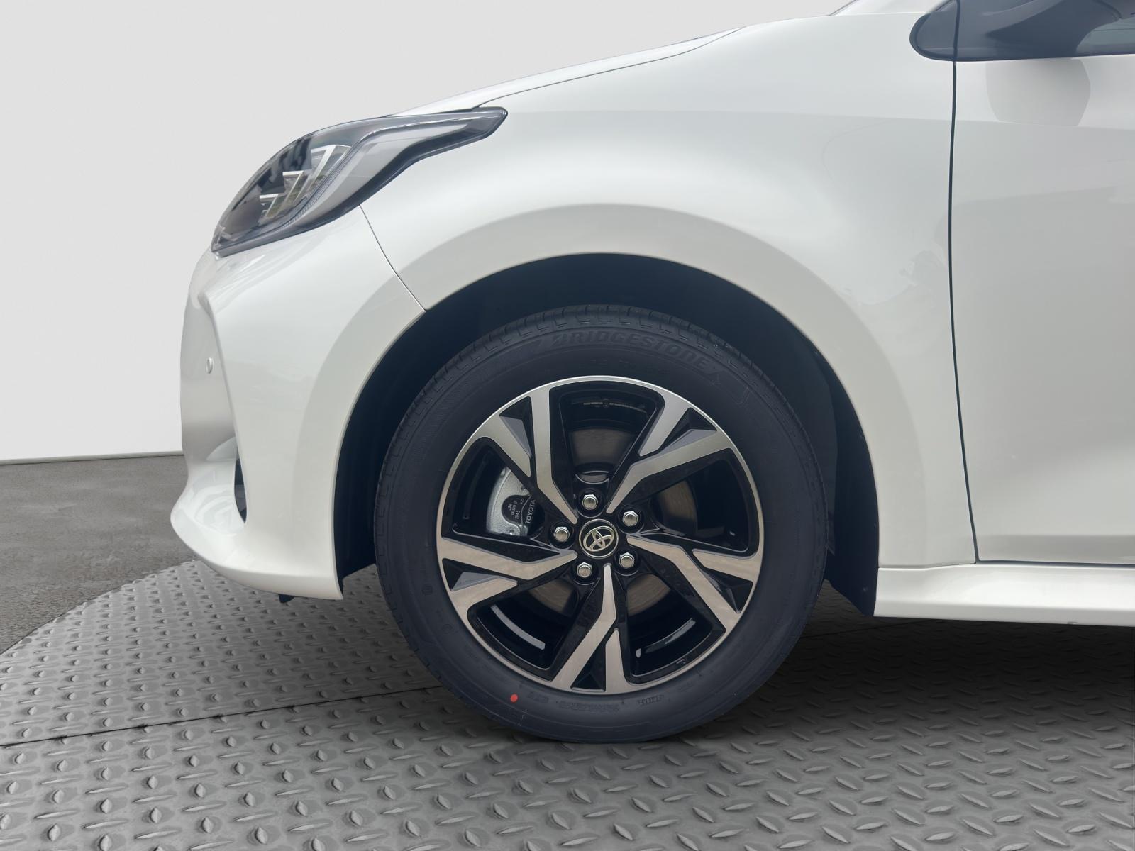 TOYOTA Yaris 1.5 VVT-i HSD Trend-image-8