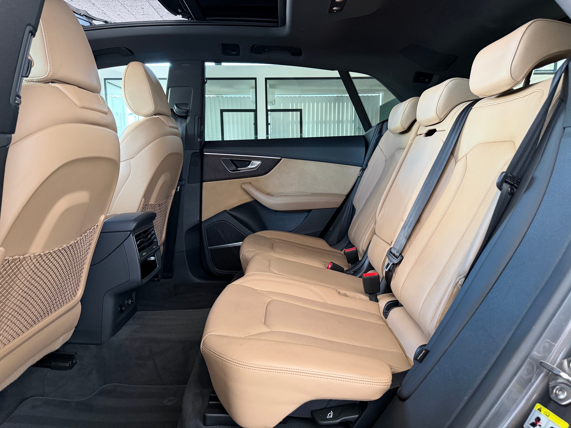 AUDI Q8 50 TDI quattro tiptronic-image-9