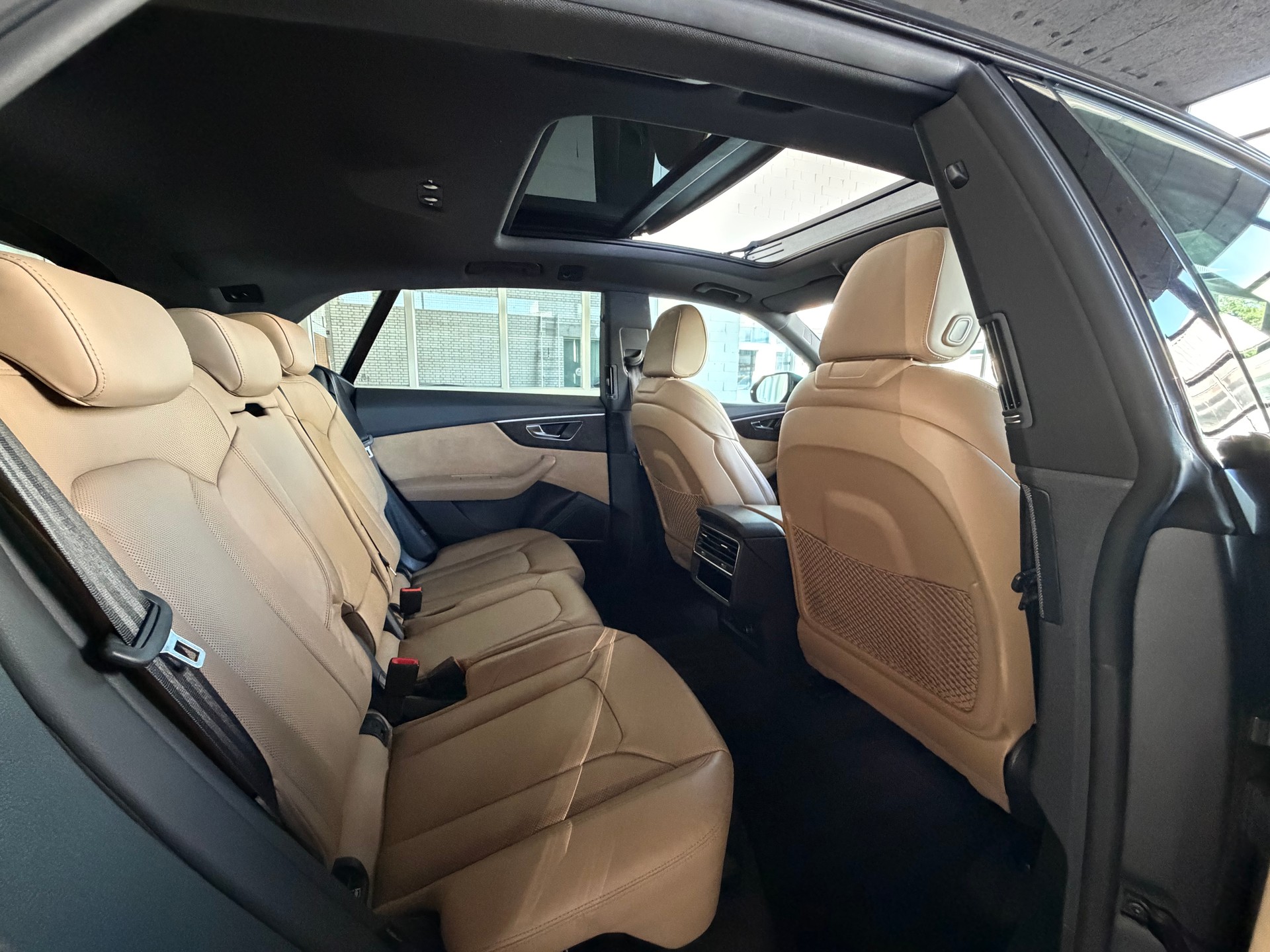 AUDI Q8 50 TDI quattro tiptronic-image-8