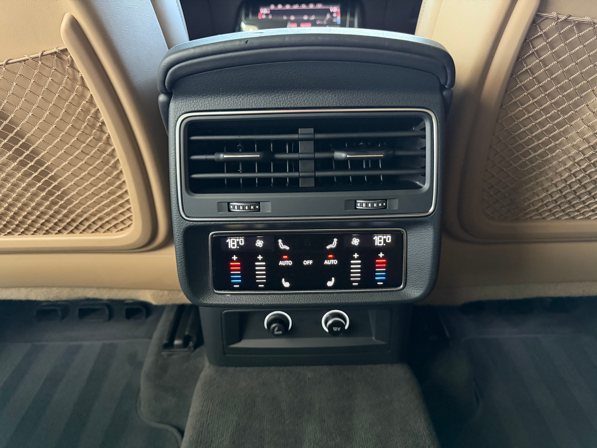 AUDI Q8 50 TDI quattro tiptronic-image-15