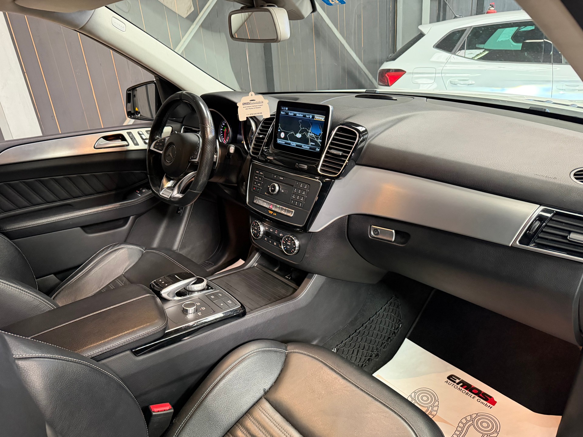 MERCEDES-BENZ GLE 350 d 4Matic 9G-Tronic 63AMG Umbau-image-8