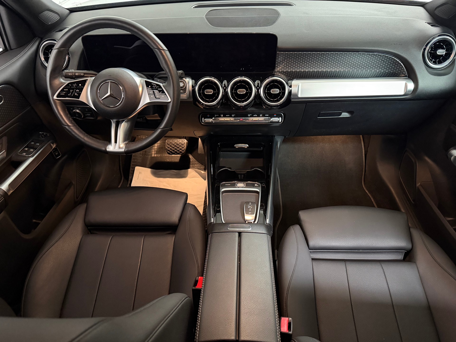 MERCEDES-BENZ GLB 220d 4Matic-image-5
