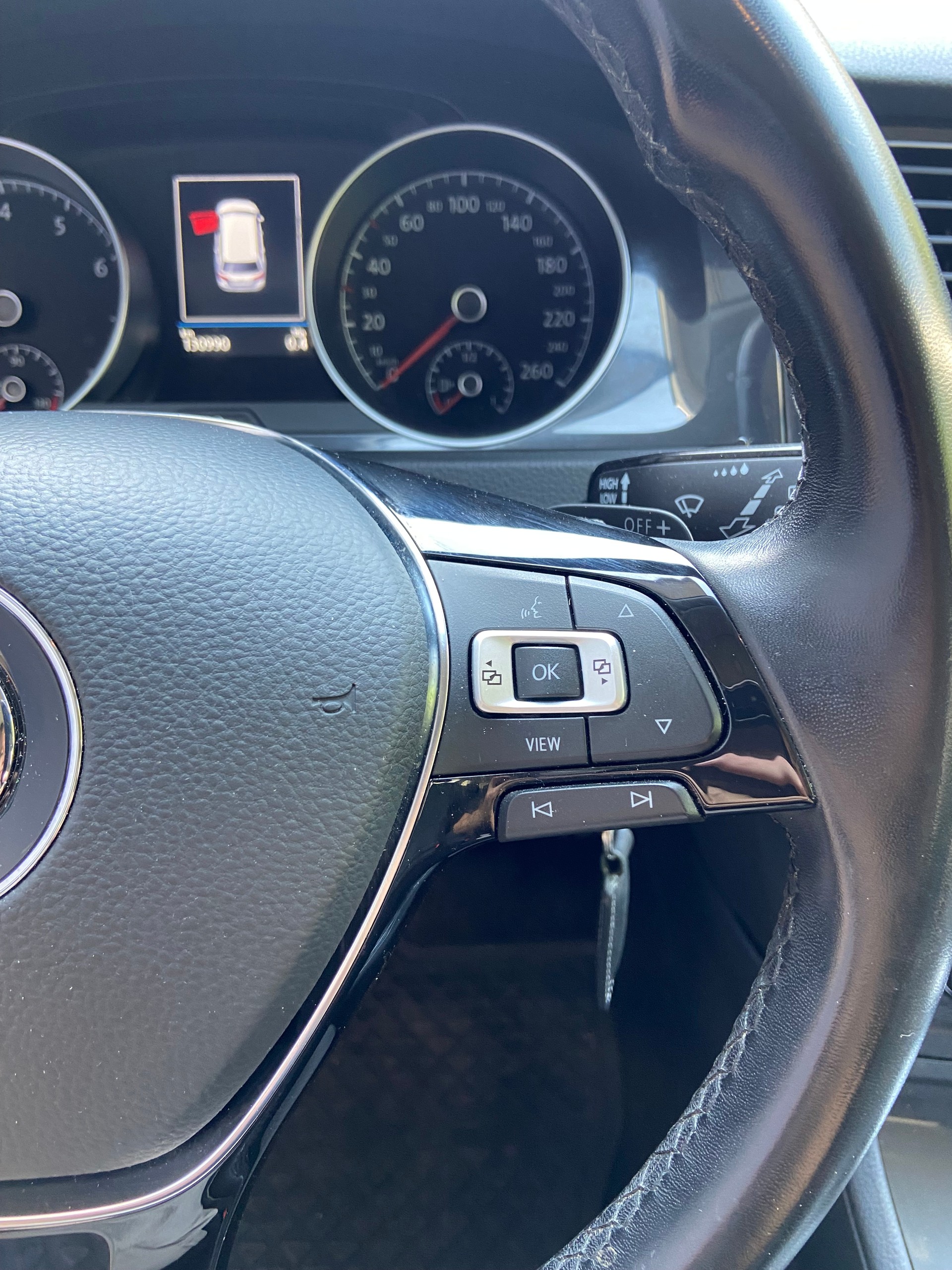 VW Golf Variant 1.5 TSI EVO Comfortline DSG-image-12