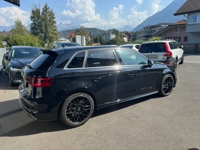 AUDI S3 Sportback 2.0 T FSI quattro S-Tronic-image-2