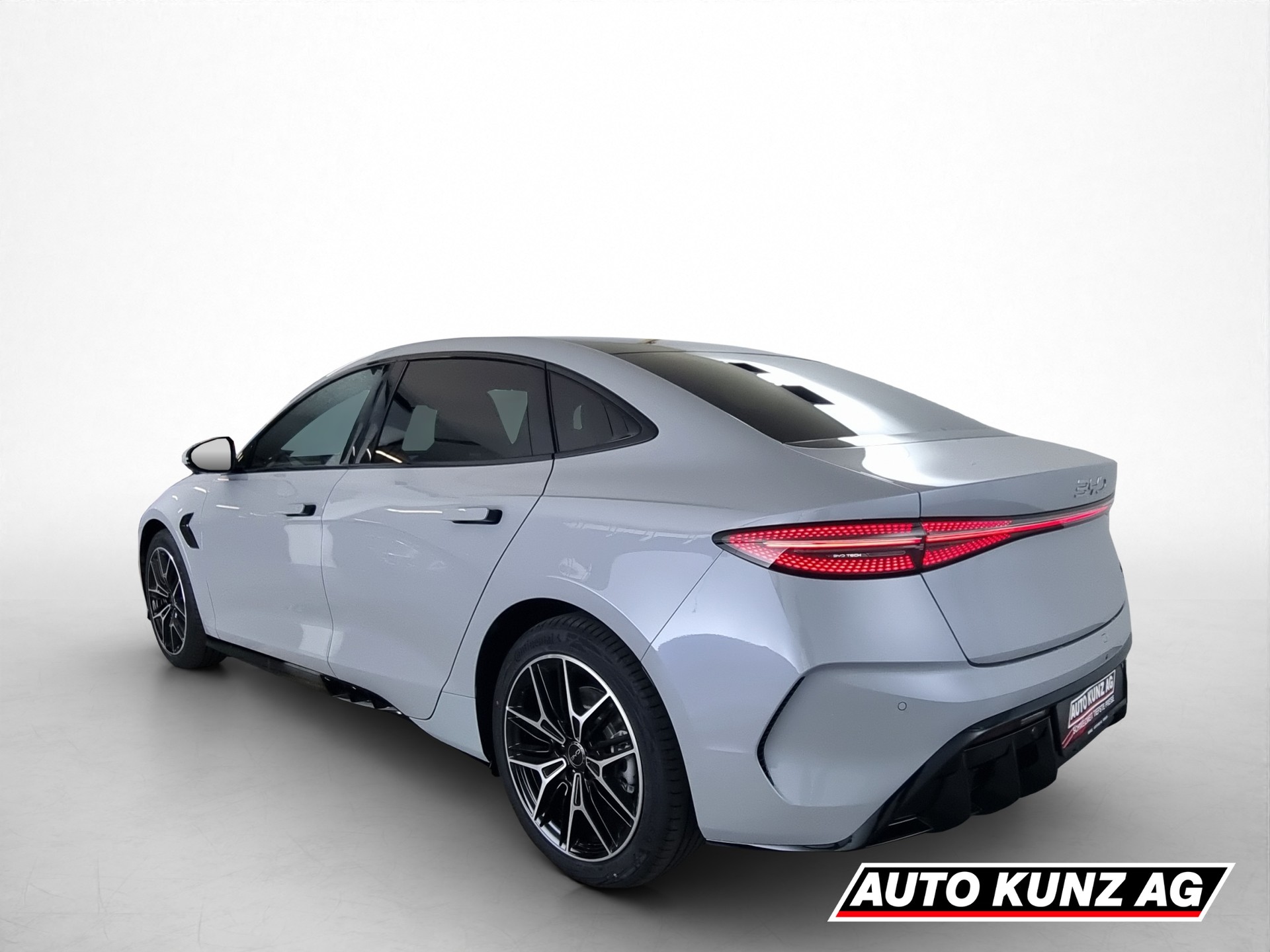 BYD Seal 82,2 kWh Excellence AWD-image-3