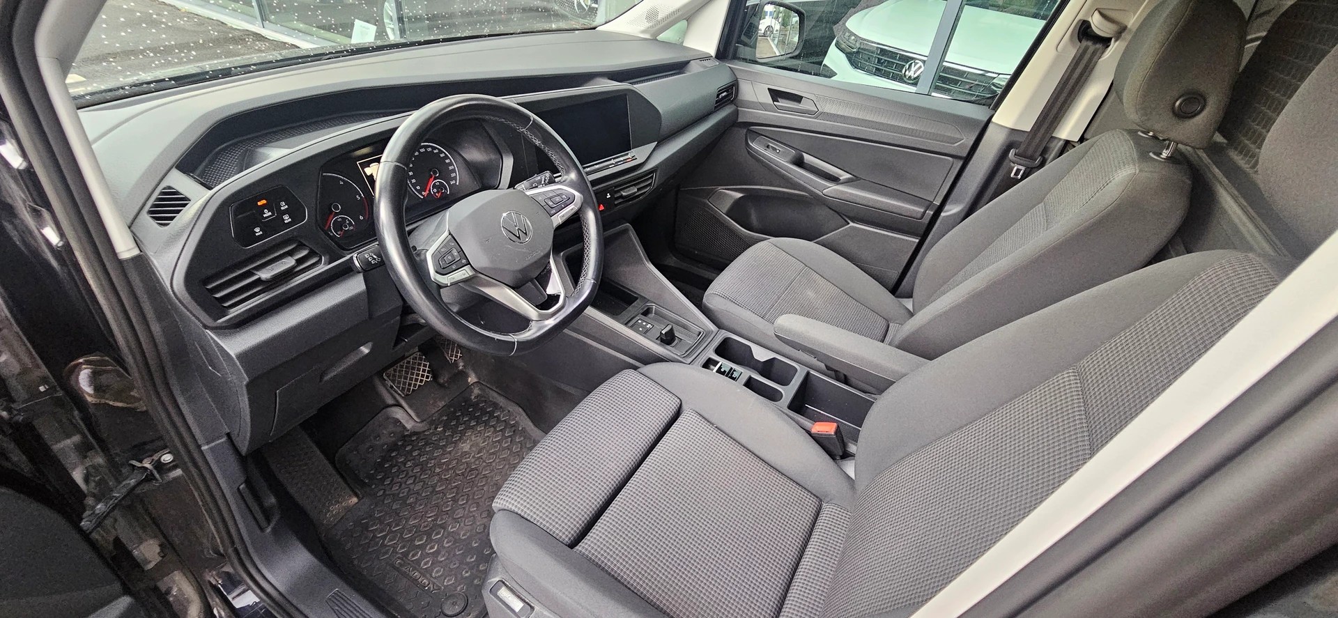 VW Caddy Cargo 2.0TDI DSG-image-6