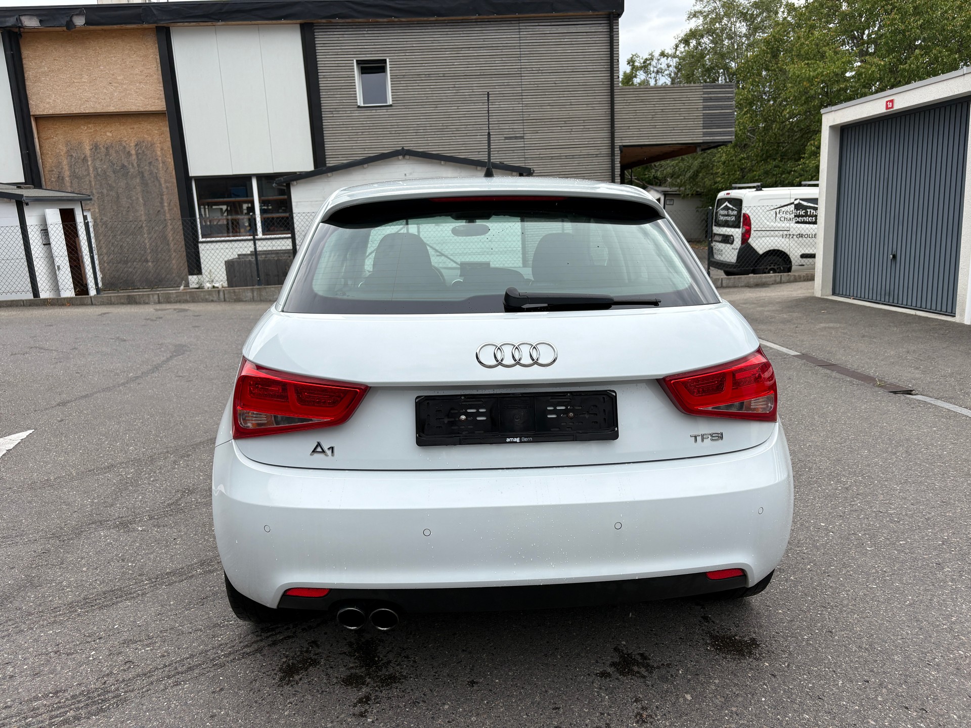 AUDI A1 Sportback 1.4 TFSI Ambition S-tronic-image-4