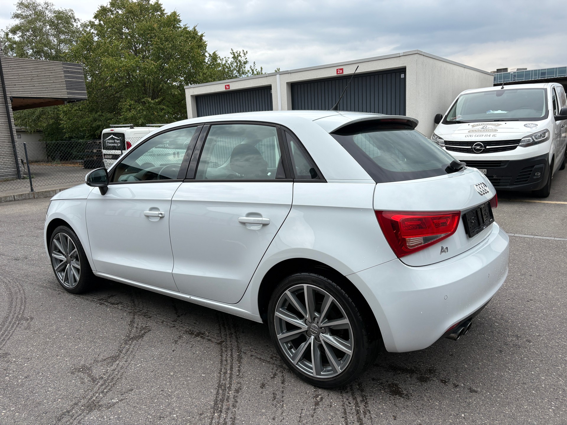 AUDI A1 Sportback 1.4 TFSI Ambition S-tronic-image-3