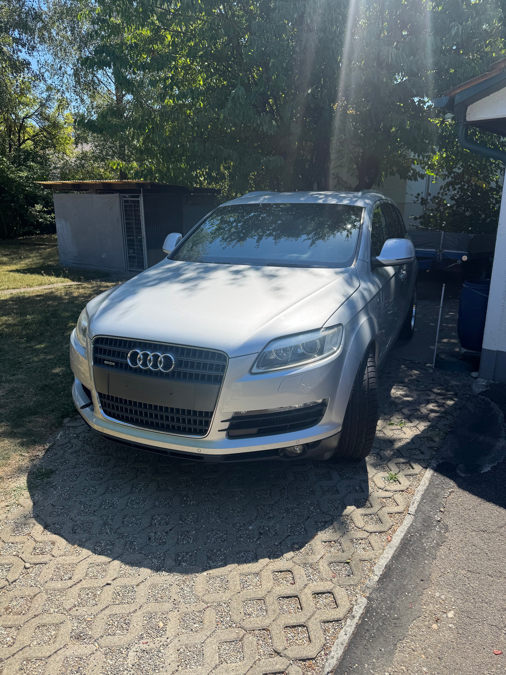AUDI Q7-image-0