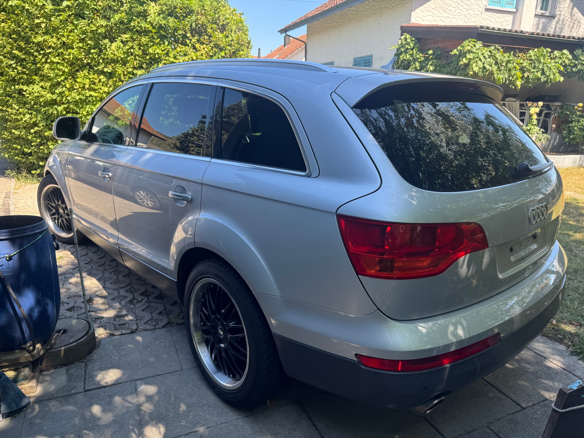 AUDI Q7-image-3