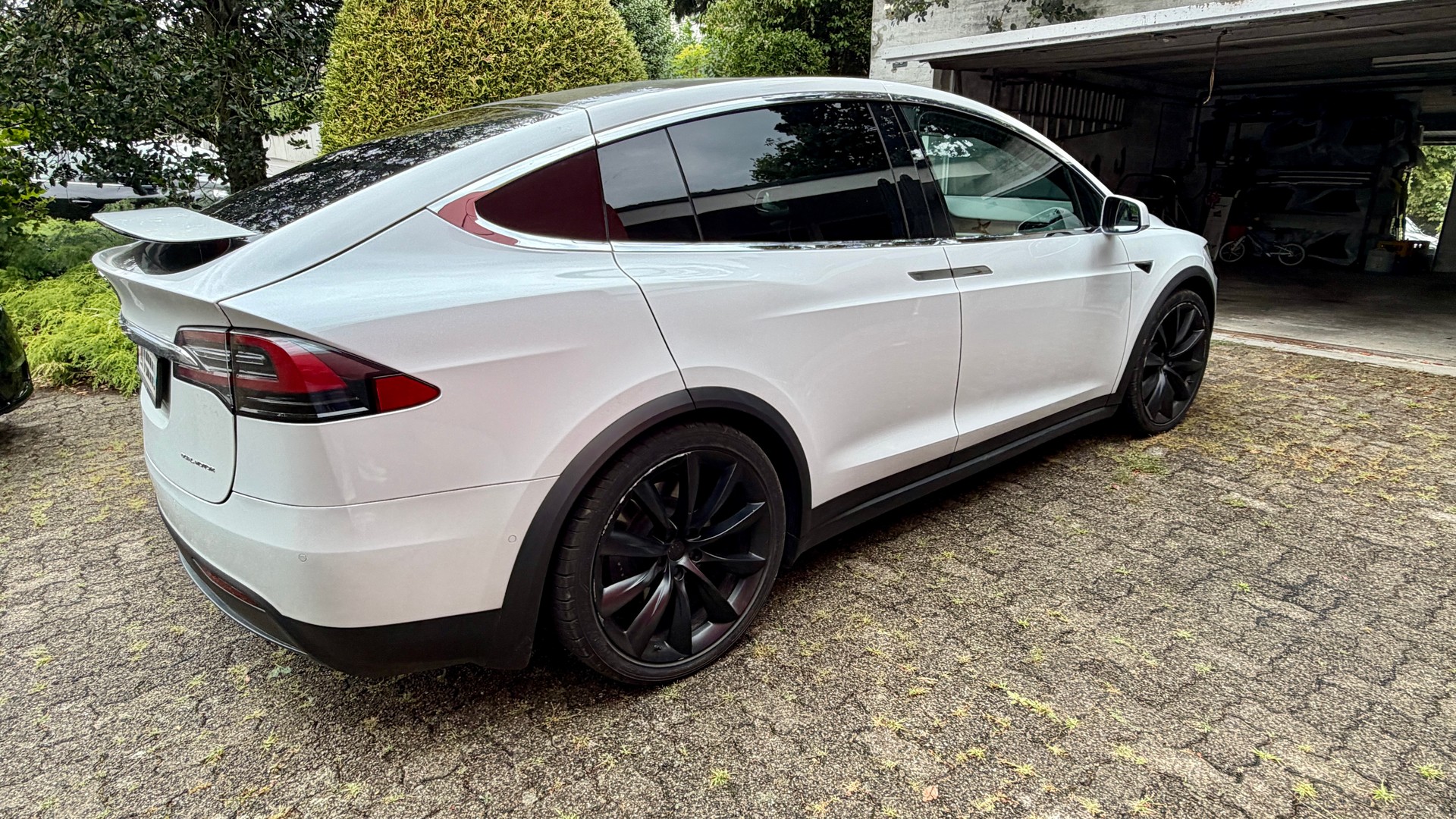 TESLA Model X Maximale Reichweite - 6 Sitze-image-5