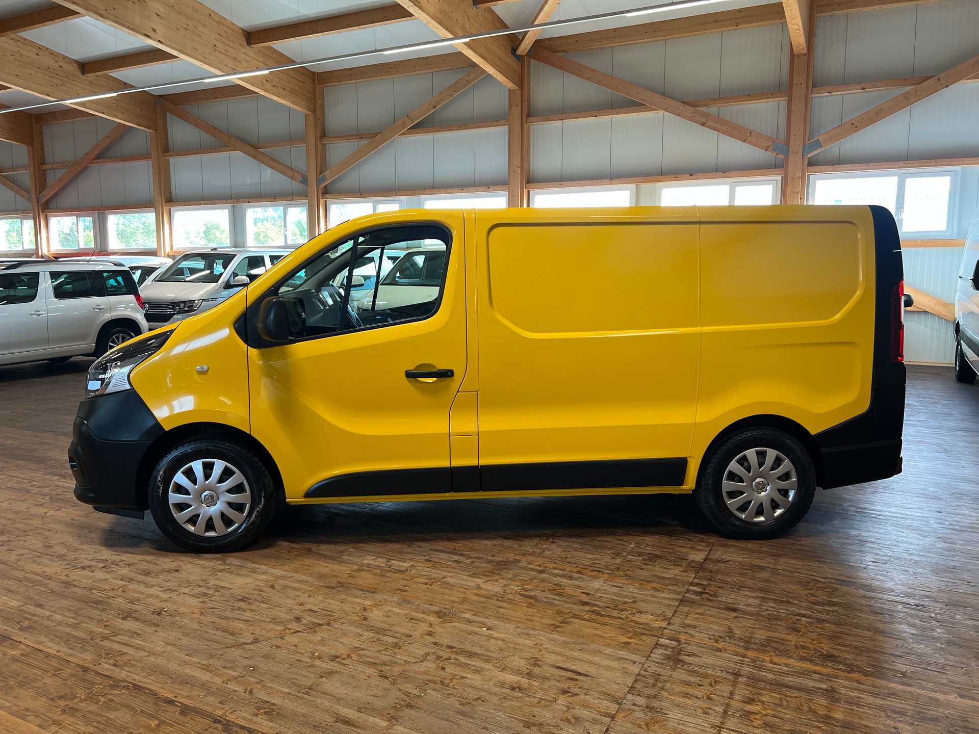 RENAULT Trafic 1.6 ENERGY TwinT. dCi145 2.9t Business L1H1-image-7