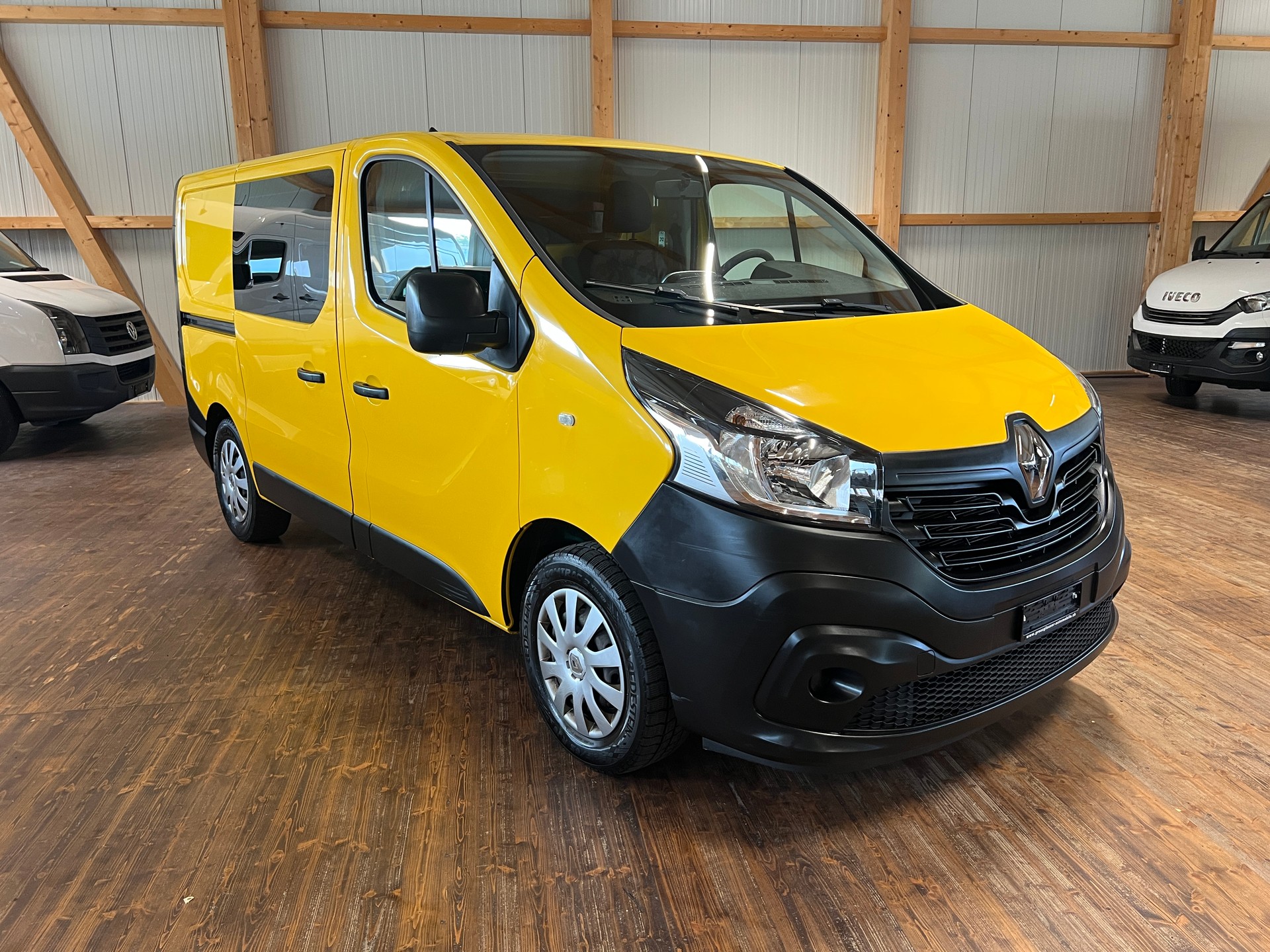 RENAULT Trafic 1.6 ENERGY TwinT. dCi145 2.9t Business L1H1-image-2