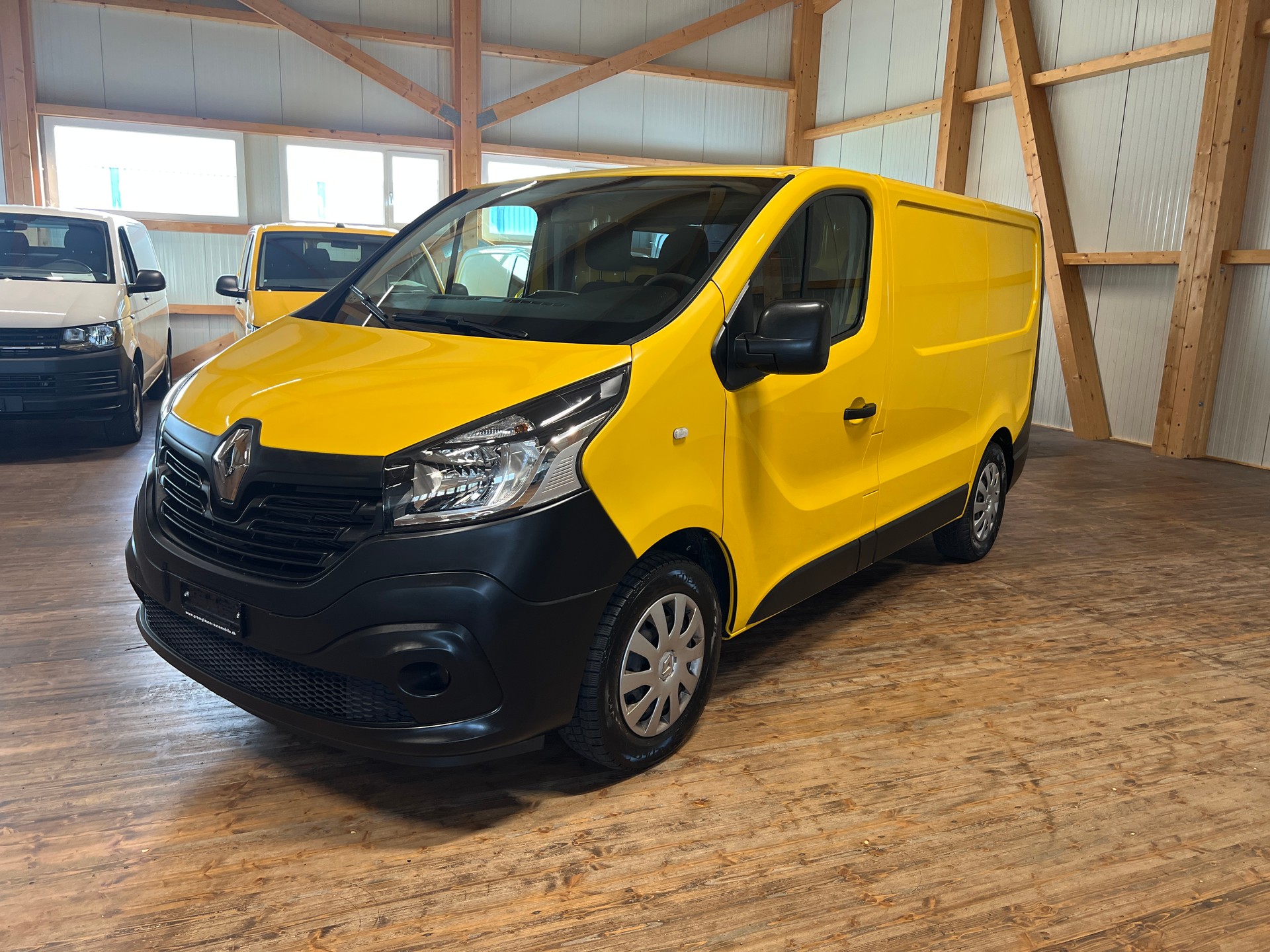 RENAULT Trafic 1.6 ENERGY TwinT. dCi145 2.9t Business L1H1-image-0