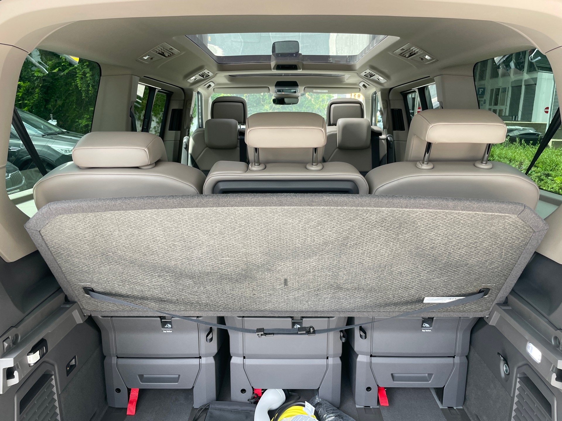 VW Multivan 1.5 eHybrid Style Lang DSG 4Motion mit AHK-image-7