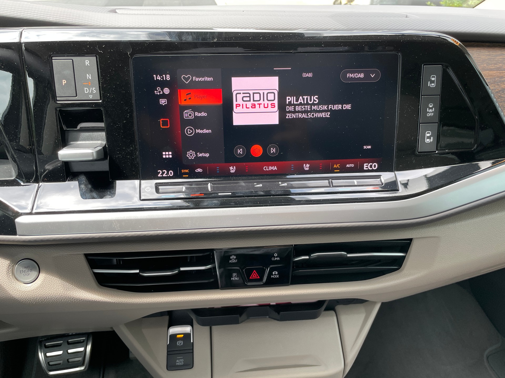 VW Multivan 1.5 eHybrid Style Lang DSG 4Motion mit AHK-image-26