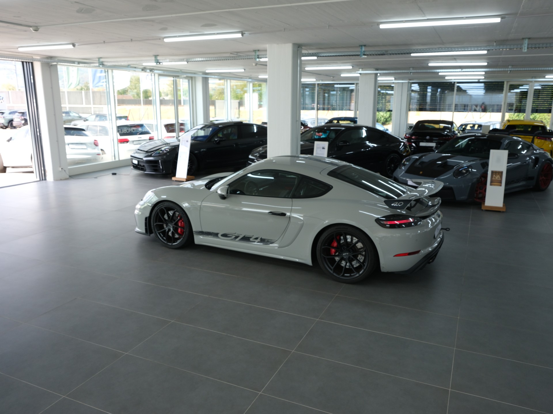 PORSCHE 718 Cayman GT4PDK *Porsche Aproved* *Sportabgassanlage* *Clubsport*-image-14