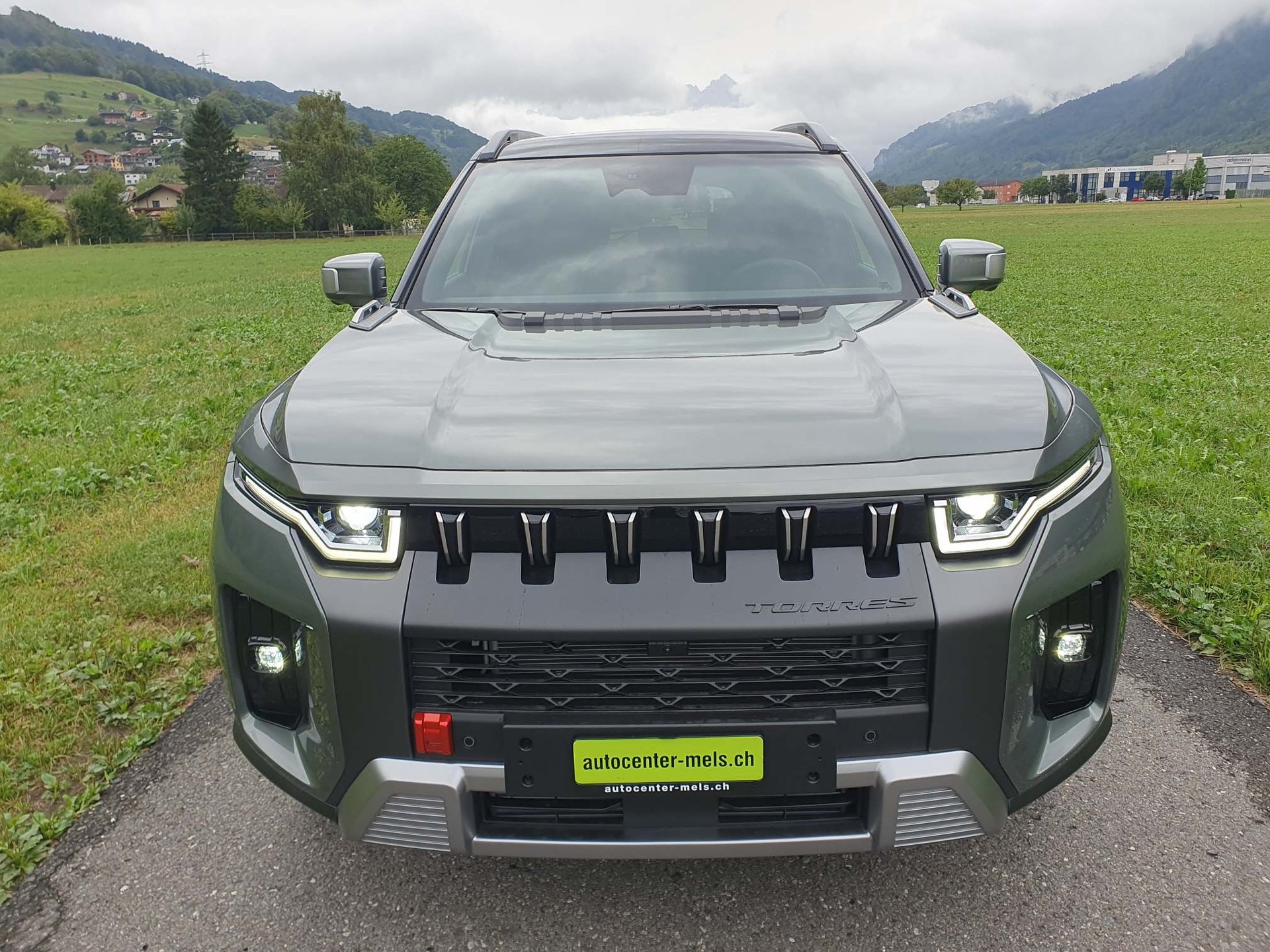 KGM-SsangYong Torres 1.5 Turbo Executive 4WD M27-image-2