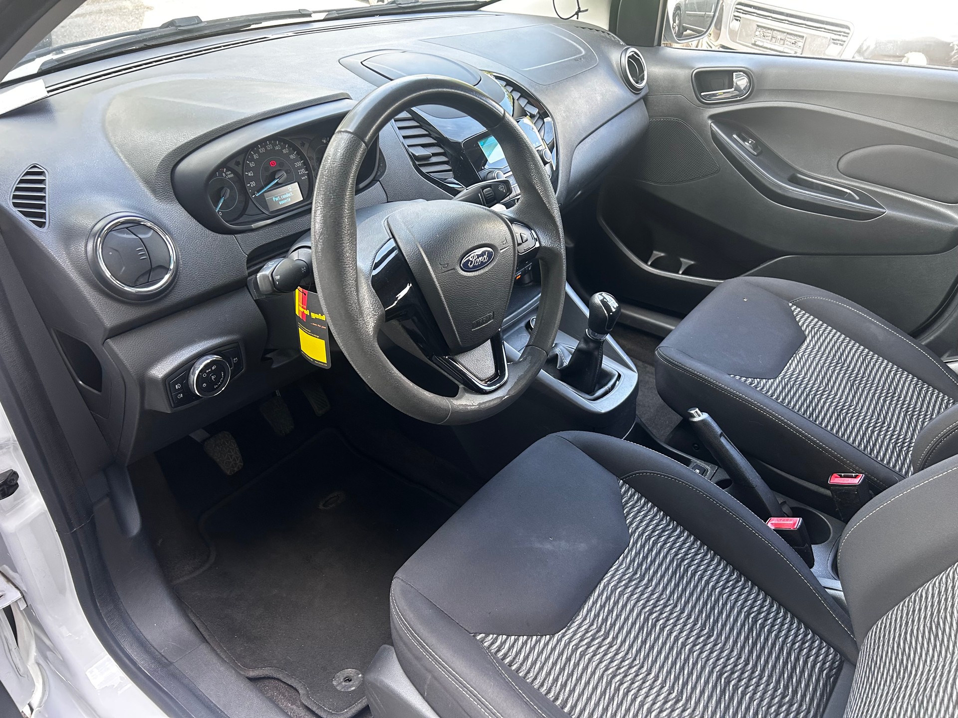 FORD KA+ 1.2 Ti-VCT Active-image-10
