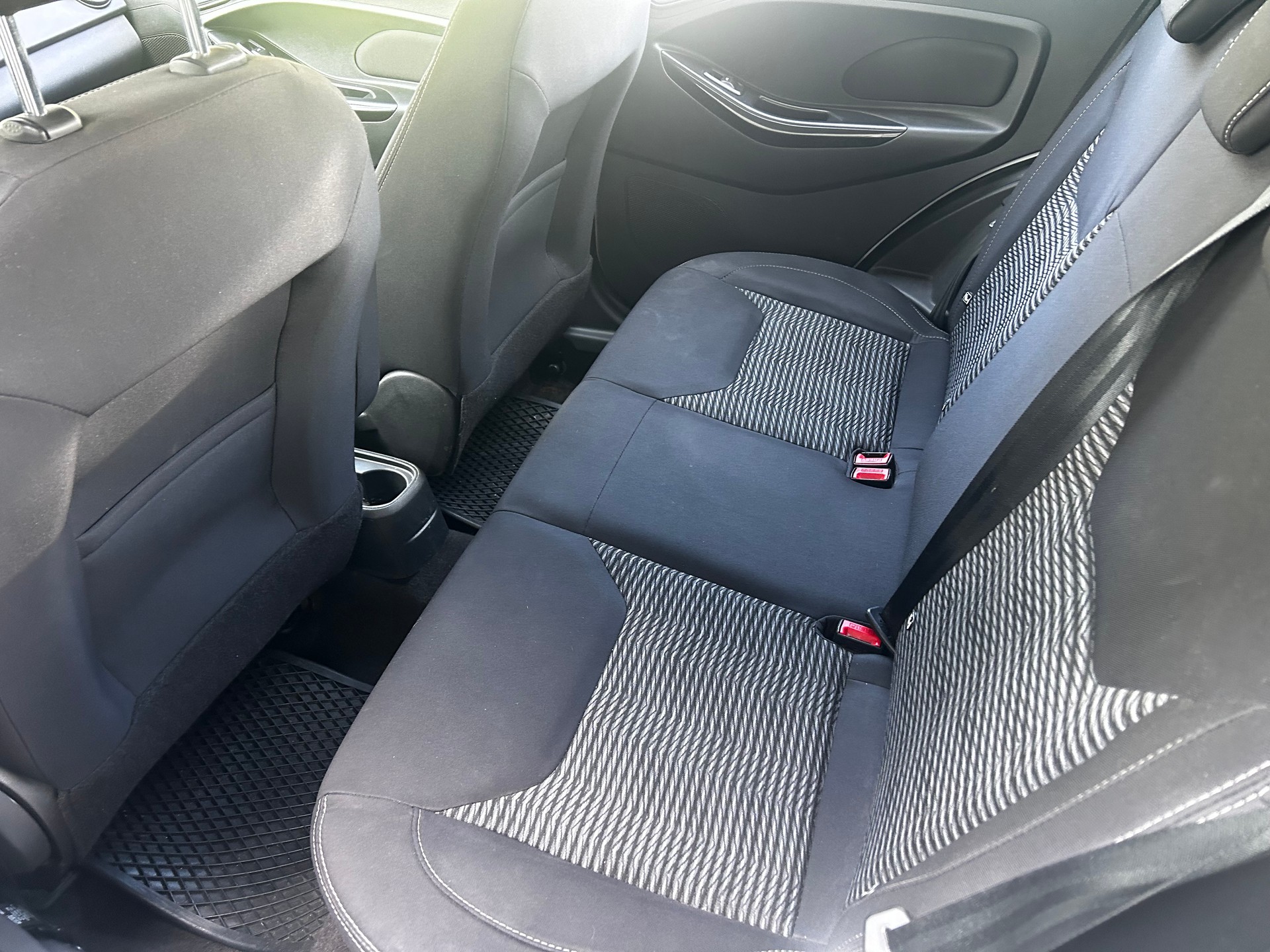 FORD KA+ 1.2 Ti-VCT Active-image-8
