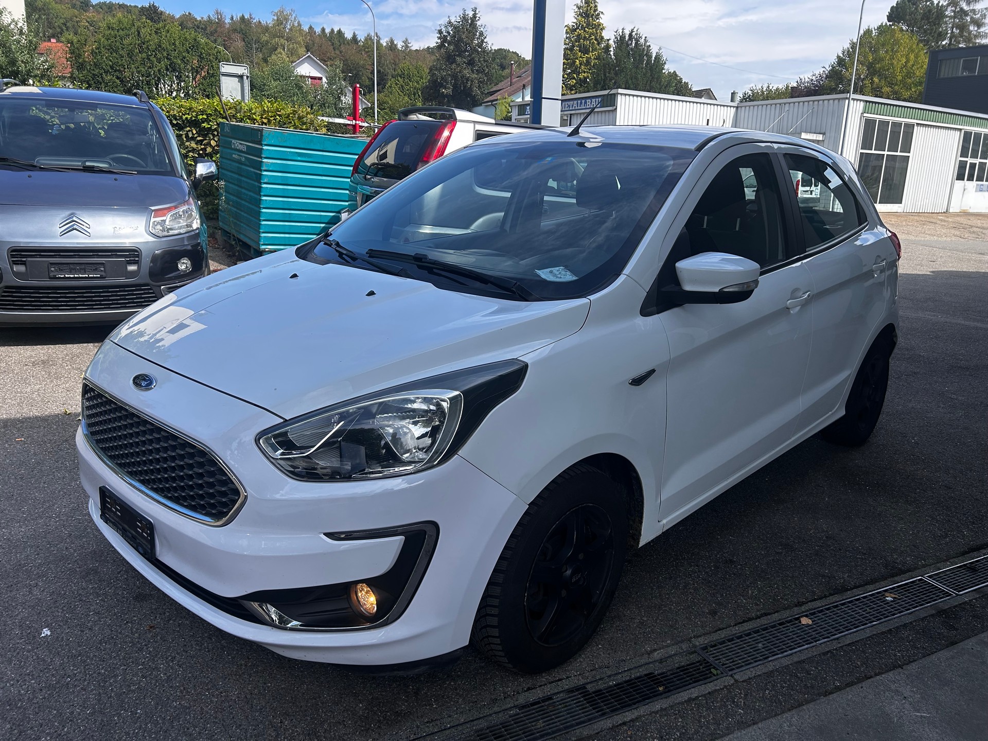 FORD KA+ 1.2 Ti-VCT Active-image-1