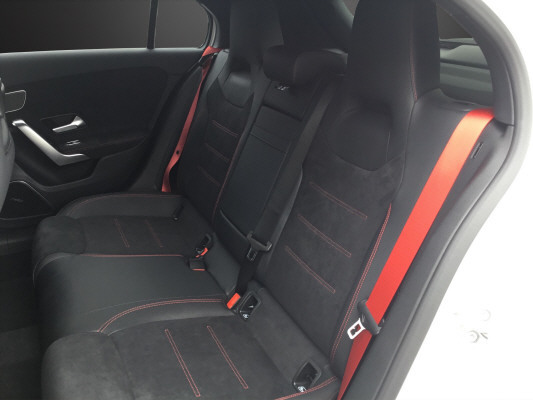 MERCEDES-BENZ A AMG 35 4Matic 8G-DCT-image-10
