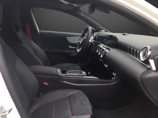 MERCEDES-BENZ A AMG 35 4Matic 8G-DCT-image-8