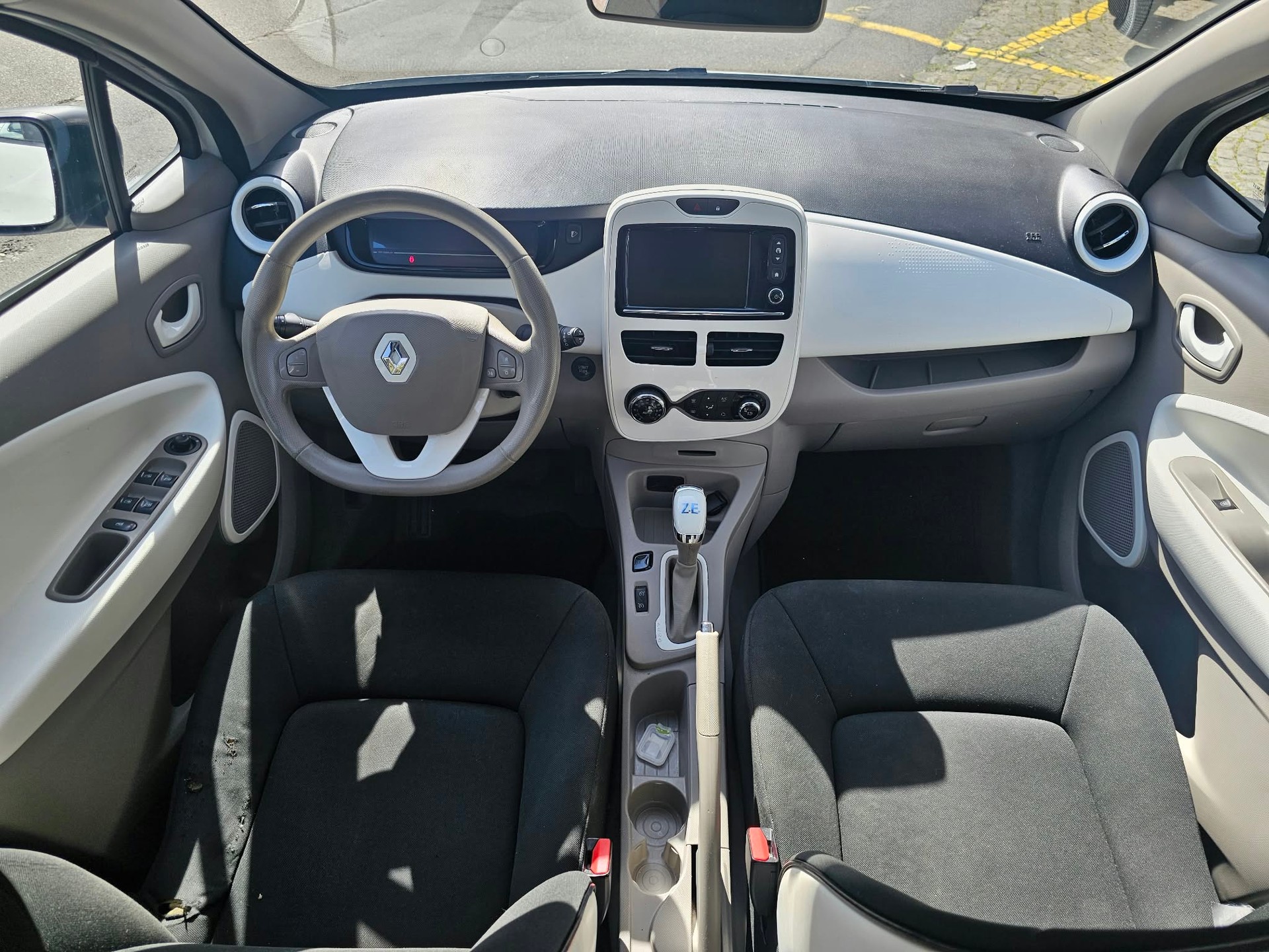 RENAULT Zoe Life R90 (Batterie inkl.)-image-11