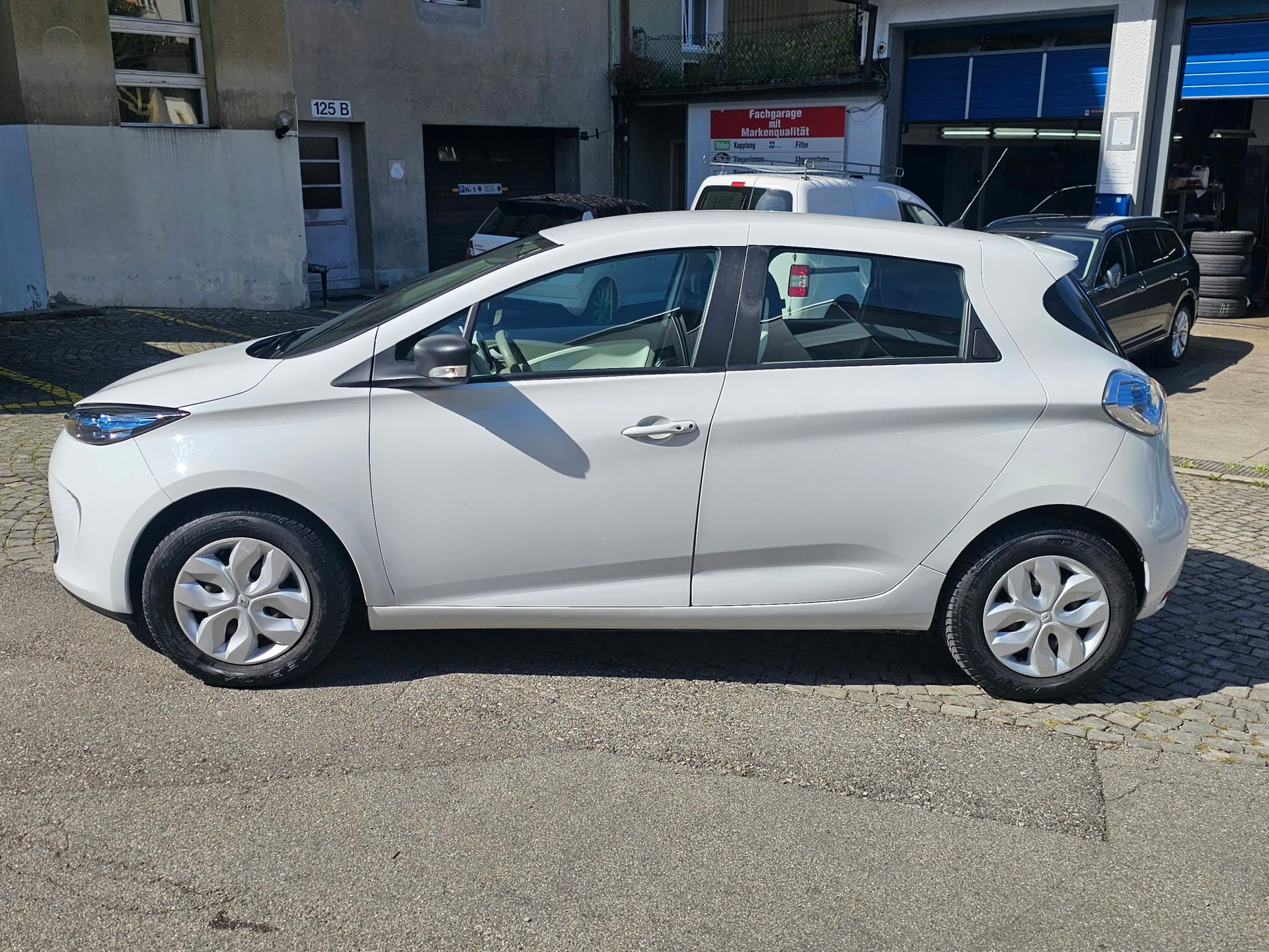 RENAULT Zoe Life R90 (Batterie inkl.)-image-1