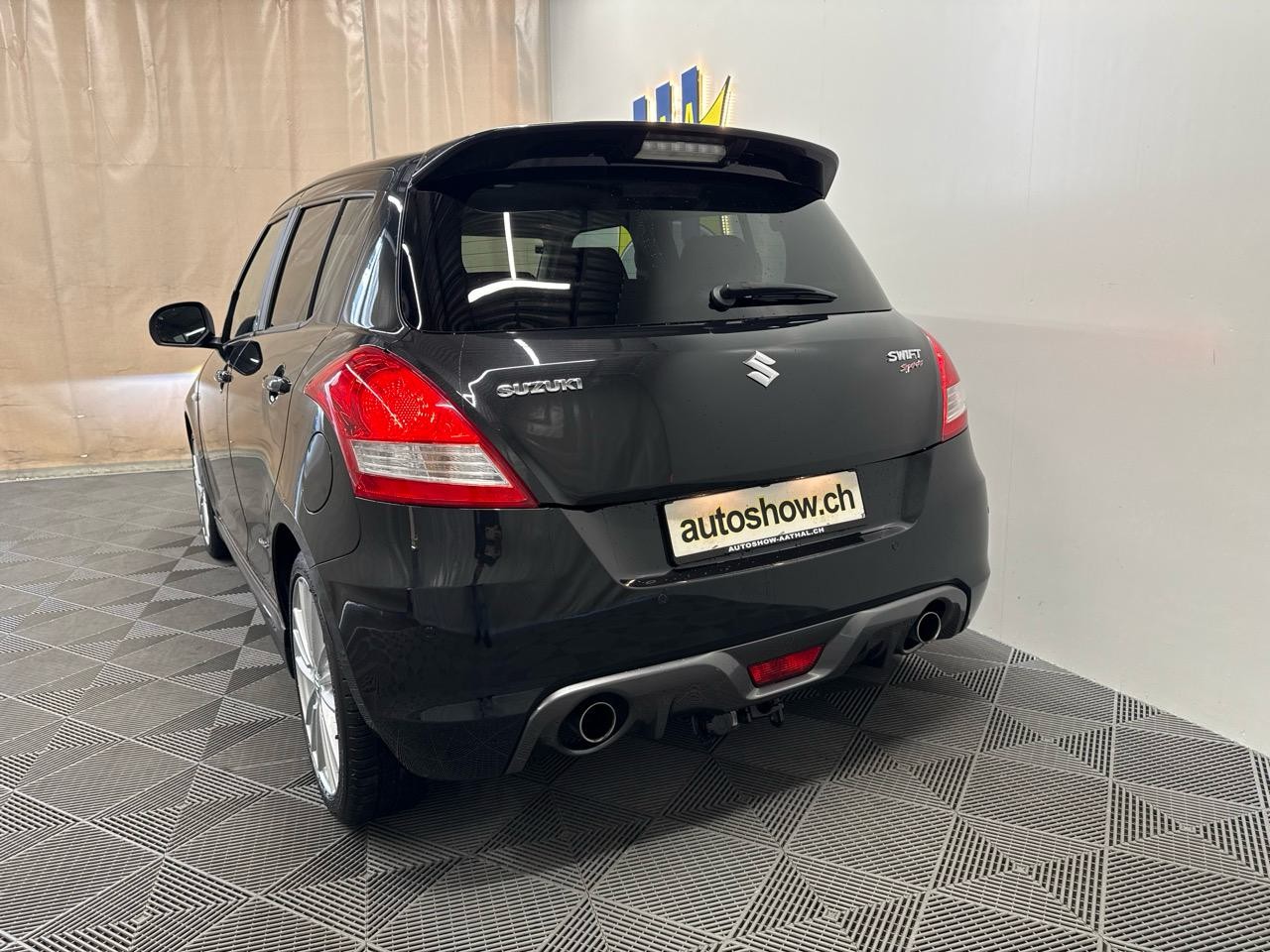 SUZUKI Swift 1.6i 16V Sport Sergio Cellano-image-8