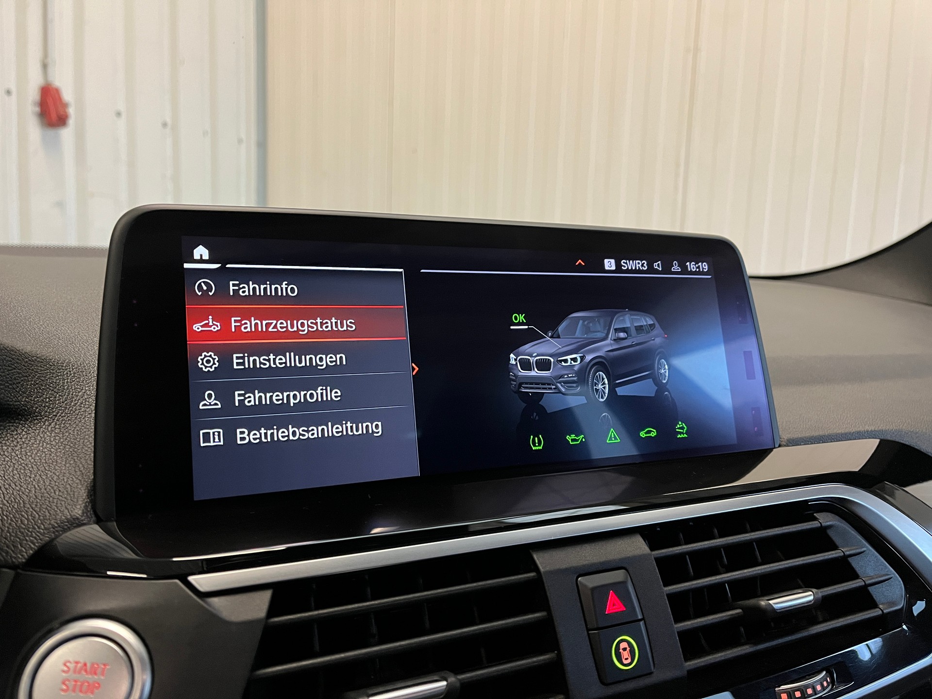 BMW X3 xDrive 48V 30d xLine Steptronic LEDER PANORAMA AHK-image-19