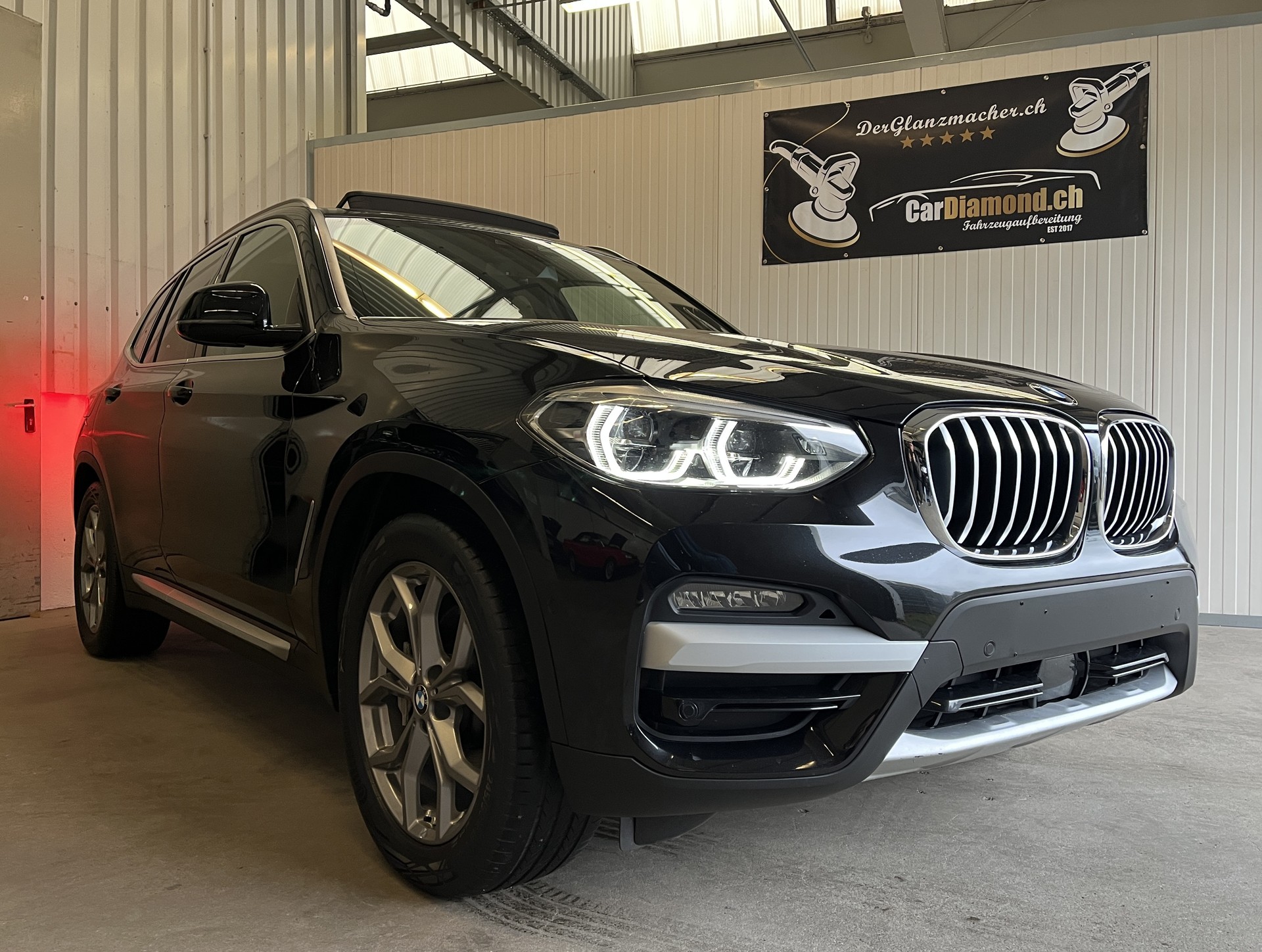 BMW X3 xDrive 48V 30d xLine Steptronic LEDER PANORAMA AHK-image-0