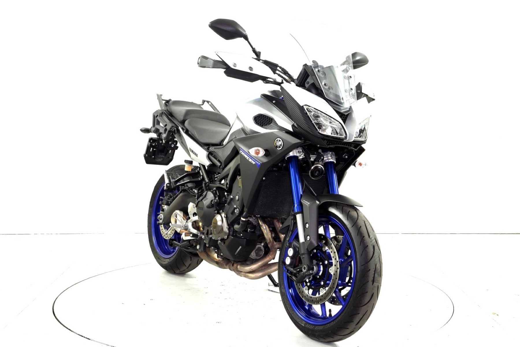 YAMAHA MT-09 Tracer ABS-showroom-element-1