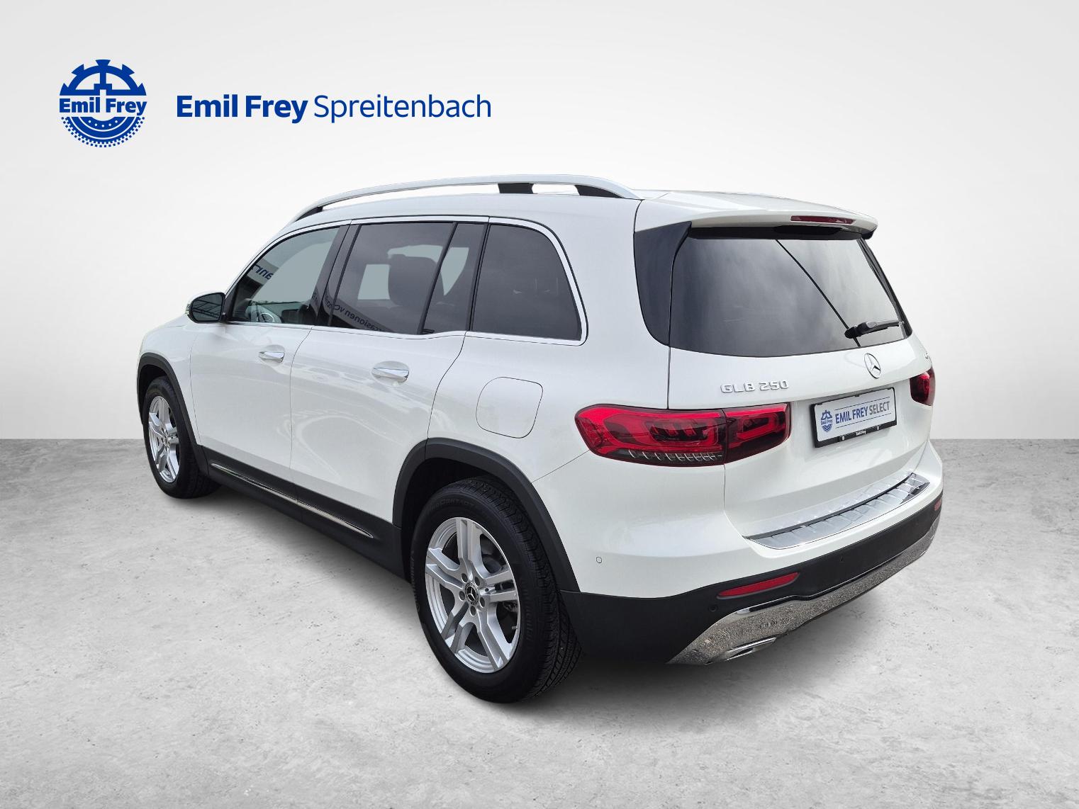 MERCEDES-BENZ GLB 250 Progressive 4matic-image-2