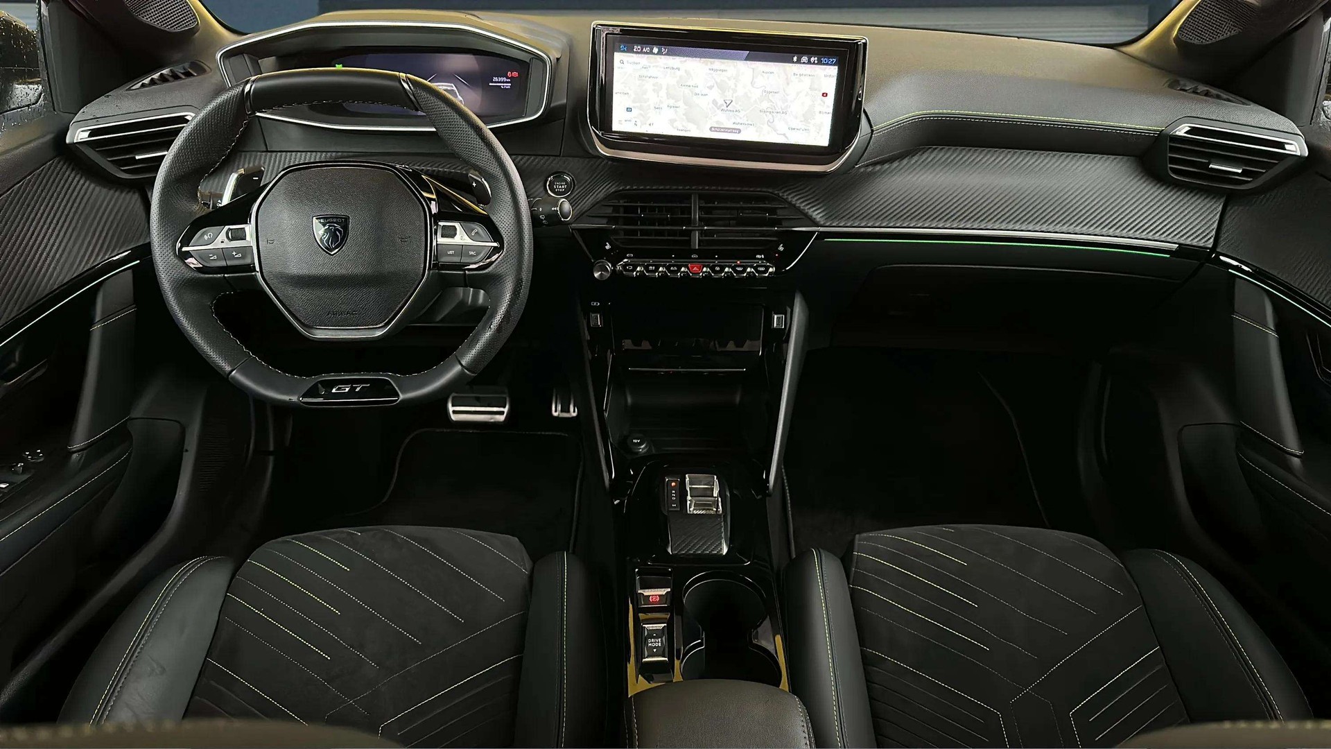 PEUGEOT 208 1.2 MHEV 145 GT-image-9