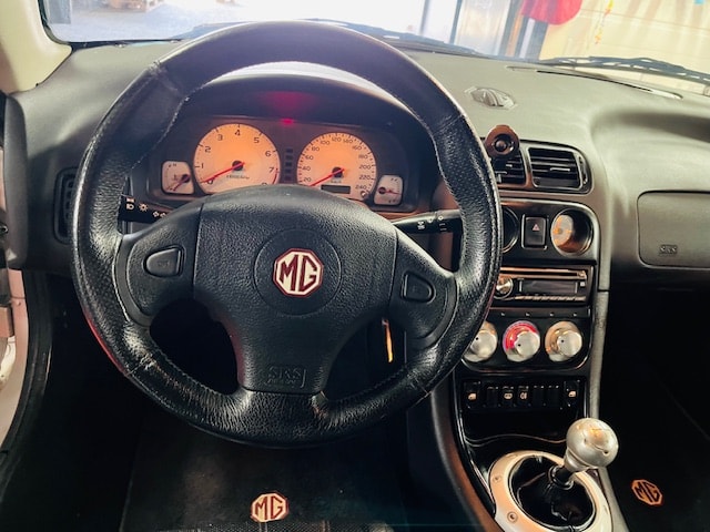 MG MGF 1.8i-image-4