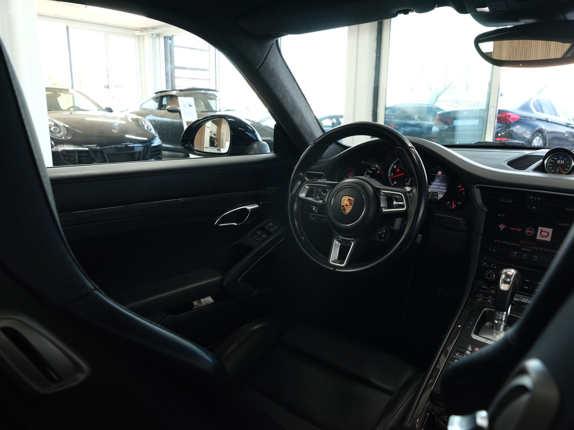PORSCHE 911 Turbo S PDK *Sportabgassanlage* *Sportack* *Sport Chrono*-image-27