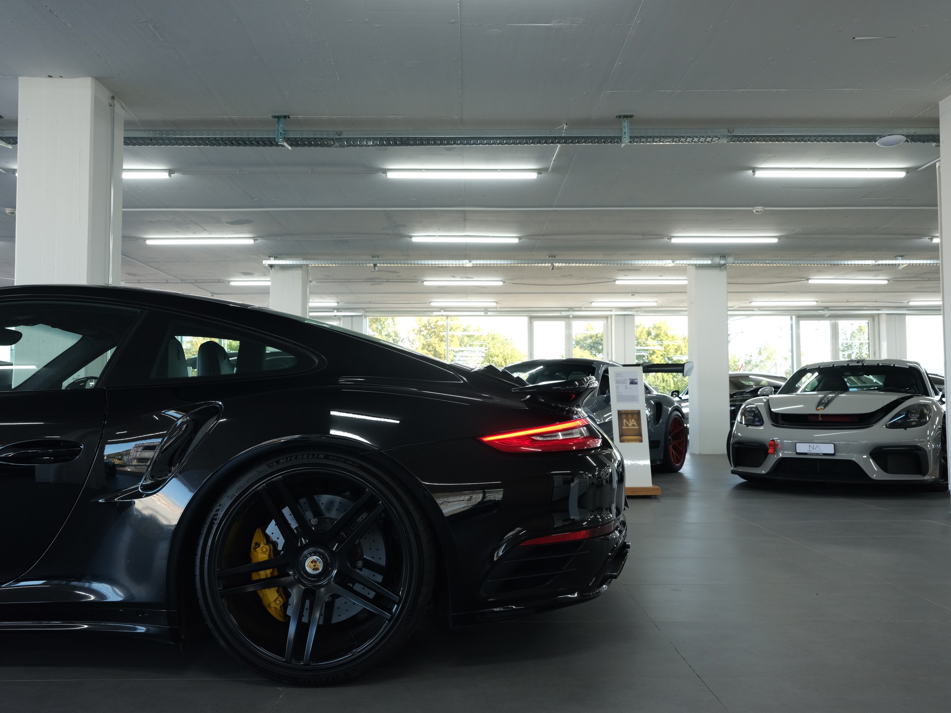 PORSCHE 911 Turbo S PDK *Sportabgassanlage* *Sportack* *Sport Chrono*-image-7