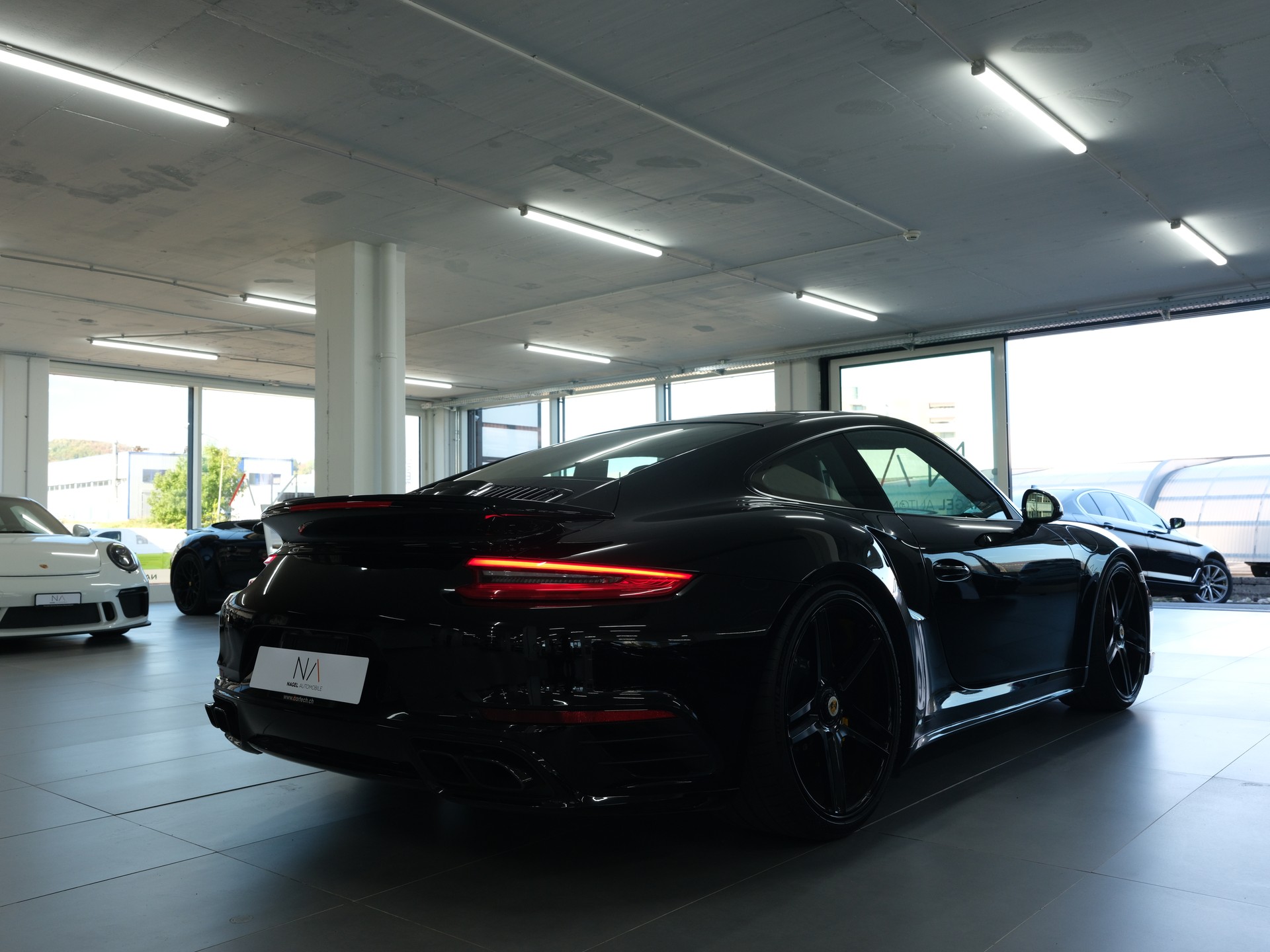 PORSCHE 911 Turbo S PDK *Sportabgassanlage* *Sportack* *Sport Chrono*-image-2