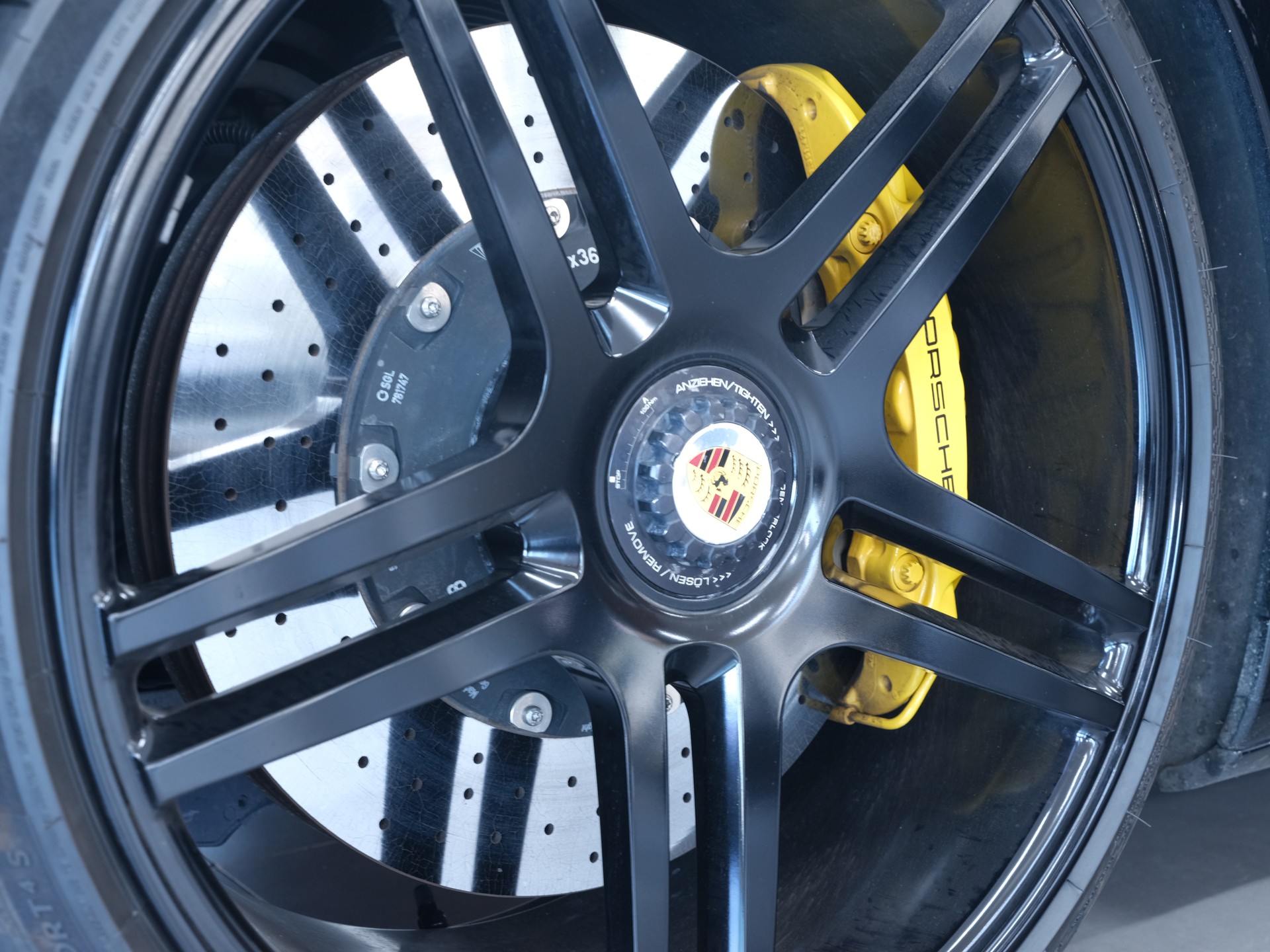 PORSCHE 911 Turbo S PDK *Sportabgassanlage* *Sportack* *Sport Chrono*-image-13