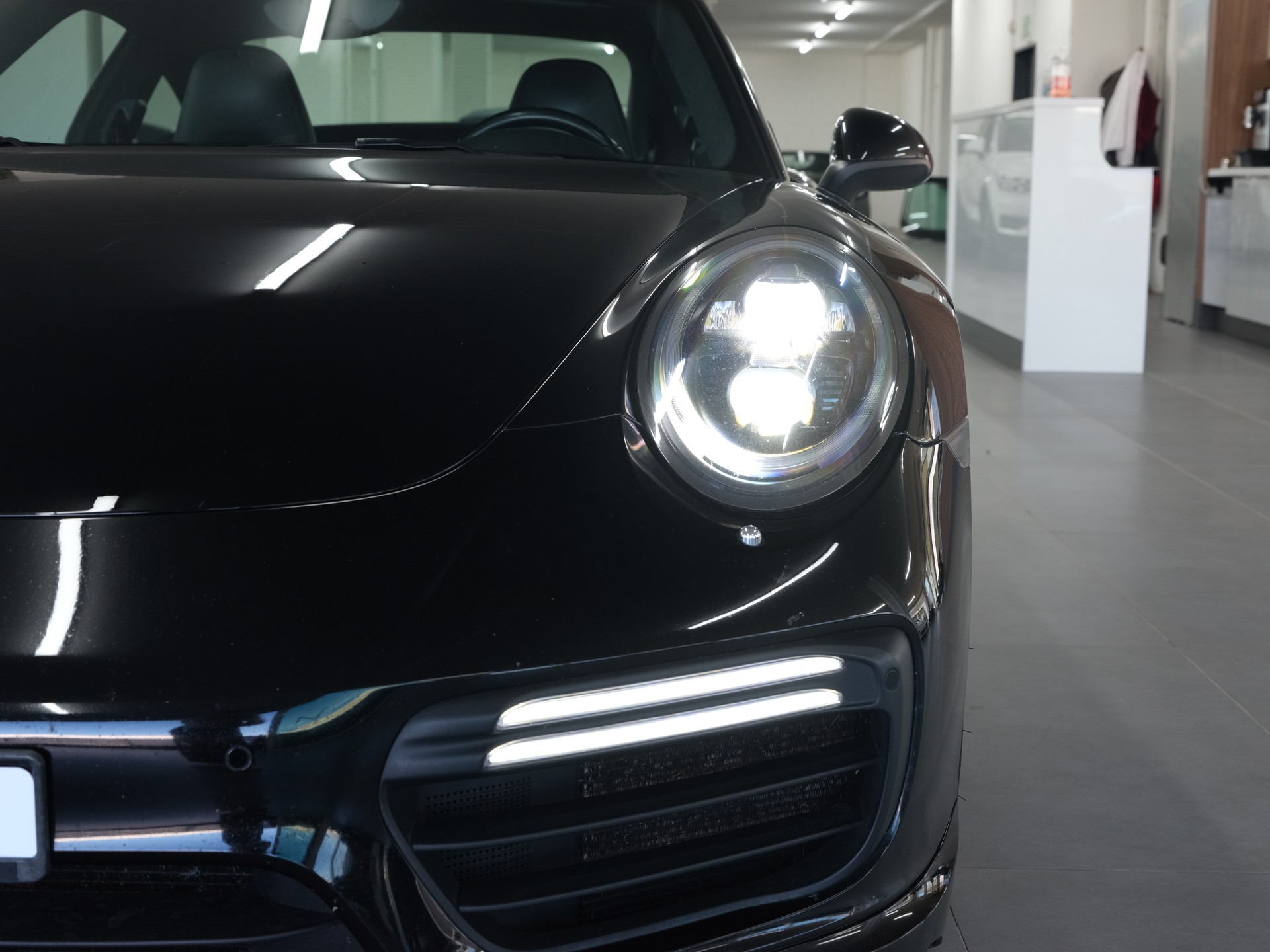 PORSCHE 911 Turbo S PDK *Sportabgassanlage* *Sportack* *Sport Chrono*-image-21