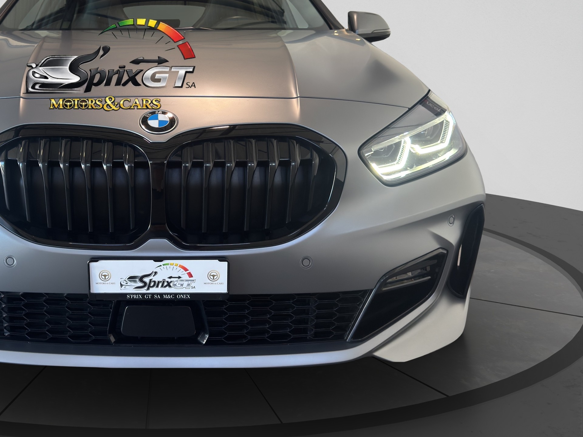 BMW 120i M Sport Steptronic-image-7