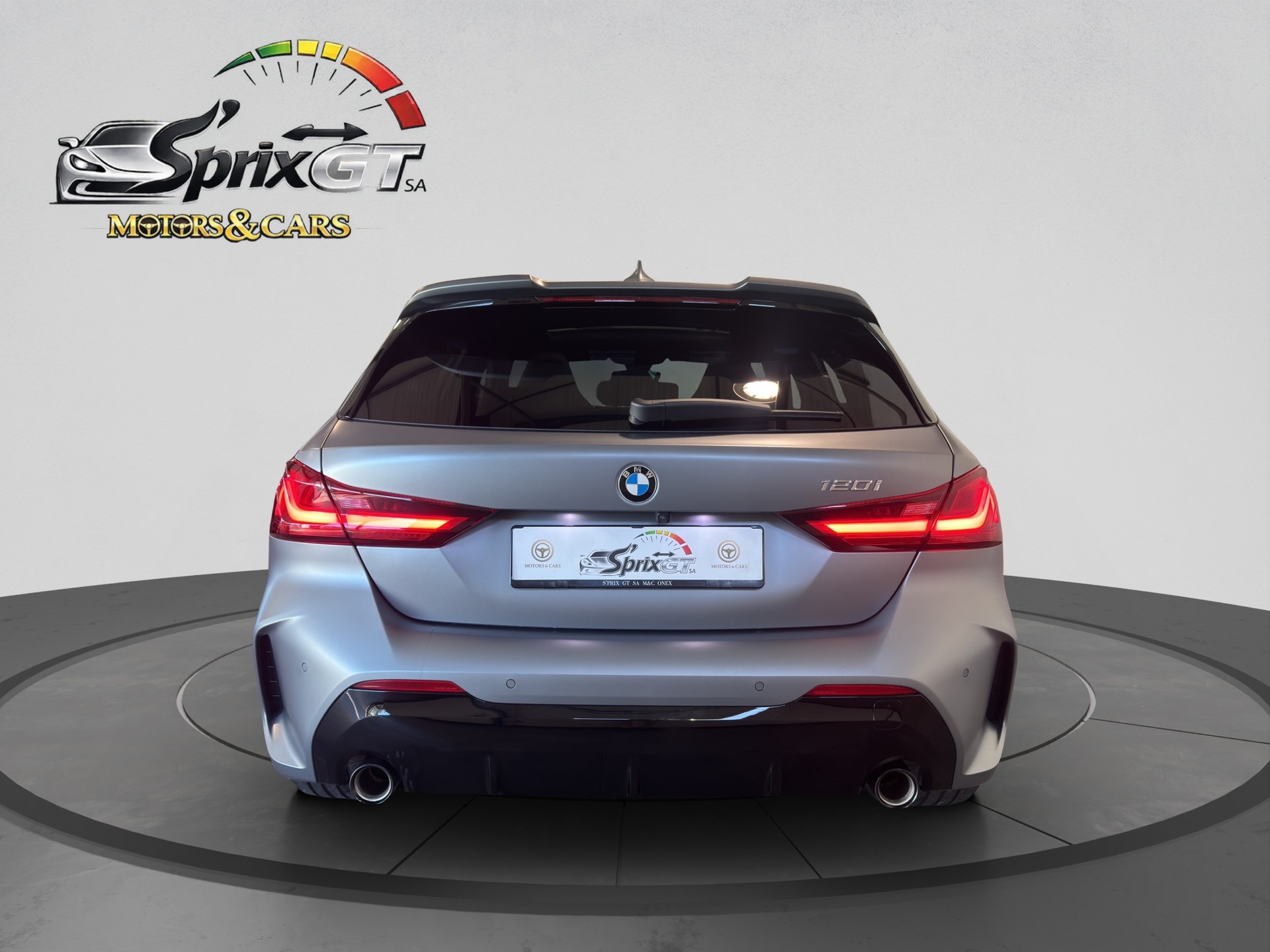 BMW 120i M Sport Steptronic-image-3