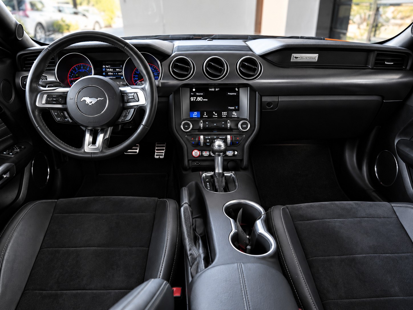 FORD Mustang Fastback 2.3 Automat Mach-1 (Replica)-image-9