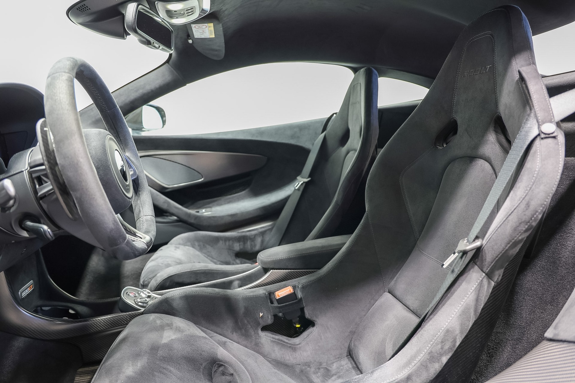 McLAREN 600LT Coupé 3.8 V8 SSG *CH-Fahrzeug*Chicane Effekt*-image-24