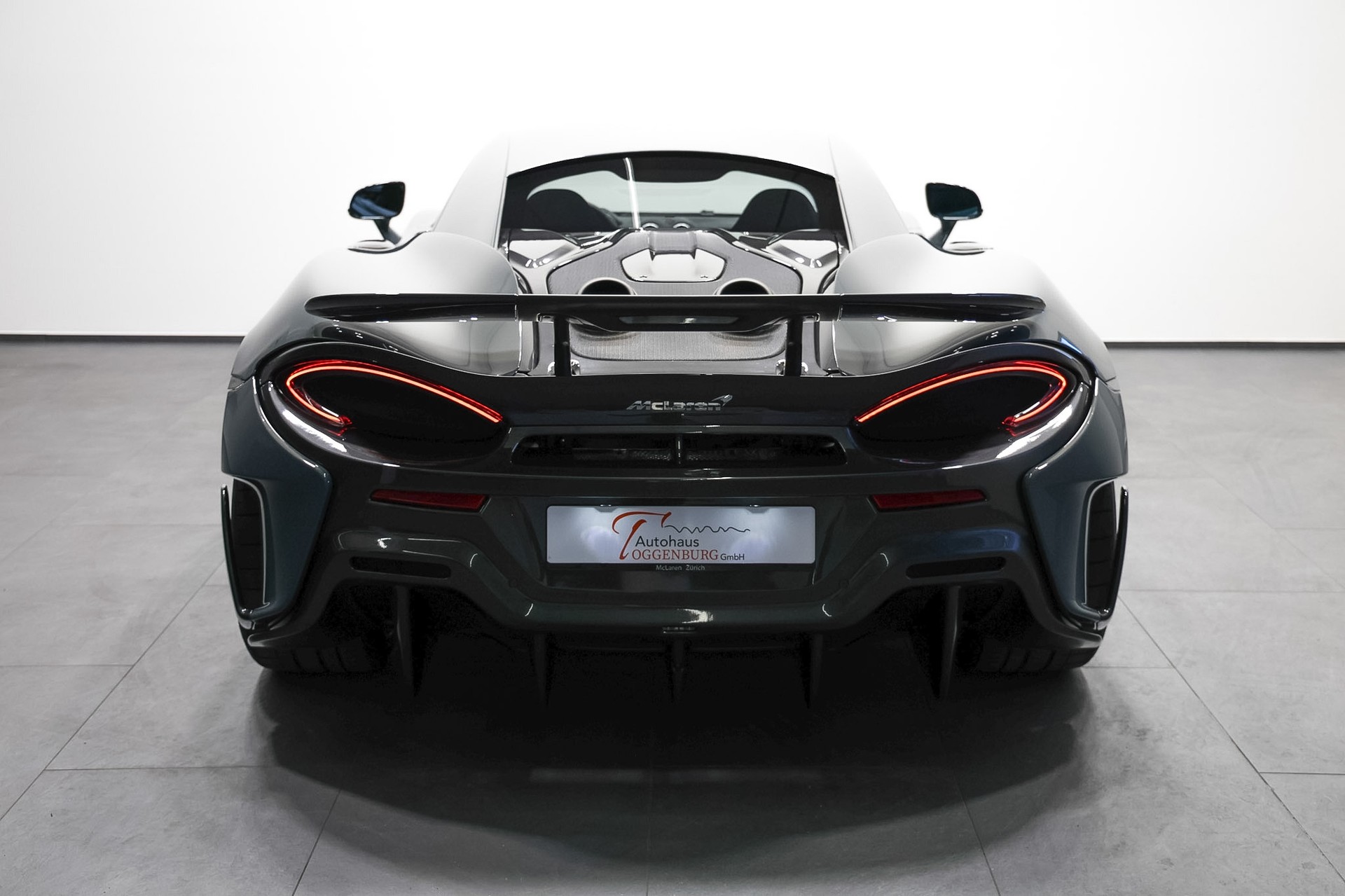 McLAREN 600LT Coupé 3.8 V8 SSG *CH-Fahrzeug*Chicane Effekt*-image-13
